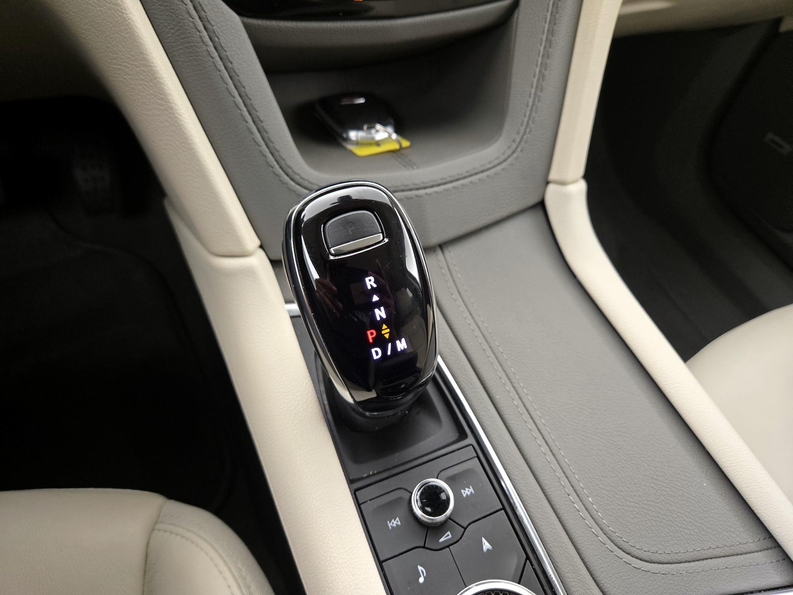 2024 Cadillac XT6 Premium Luxury - Photo 18