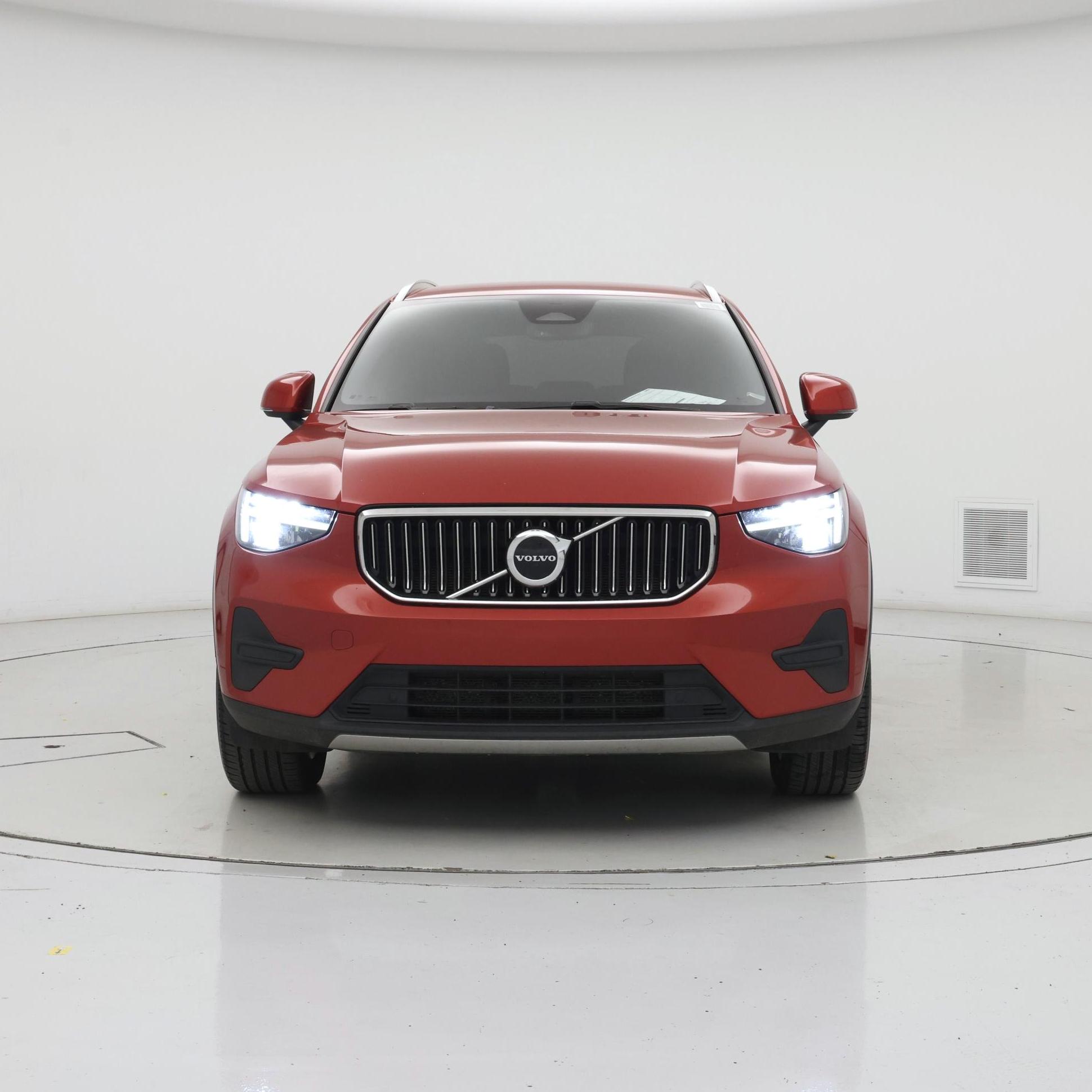 Thumbnail: 2024 Volvo XC40 - 5