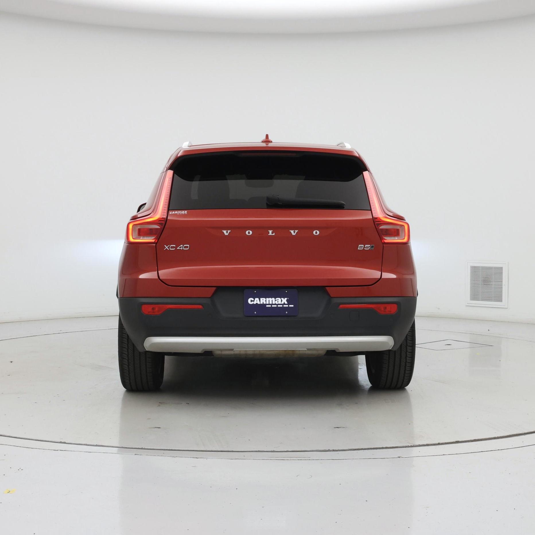 Thumbnail: 2024 Volvo XC40 - 6