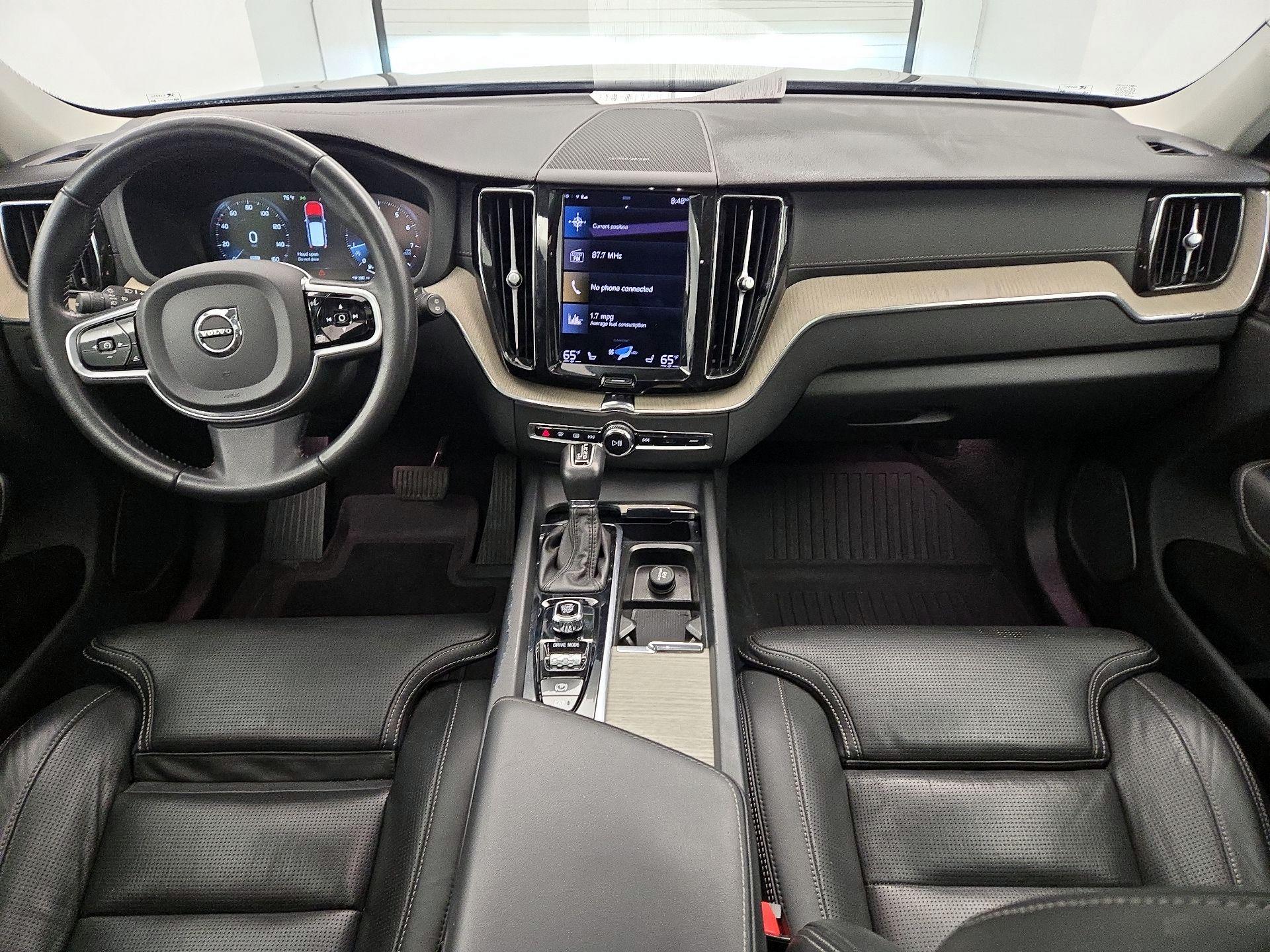 Thumbnail: 2021 Volvo XC60 - 9