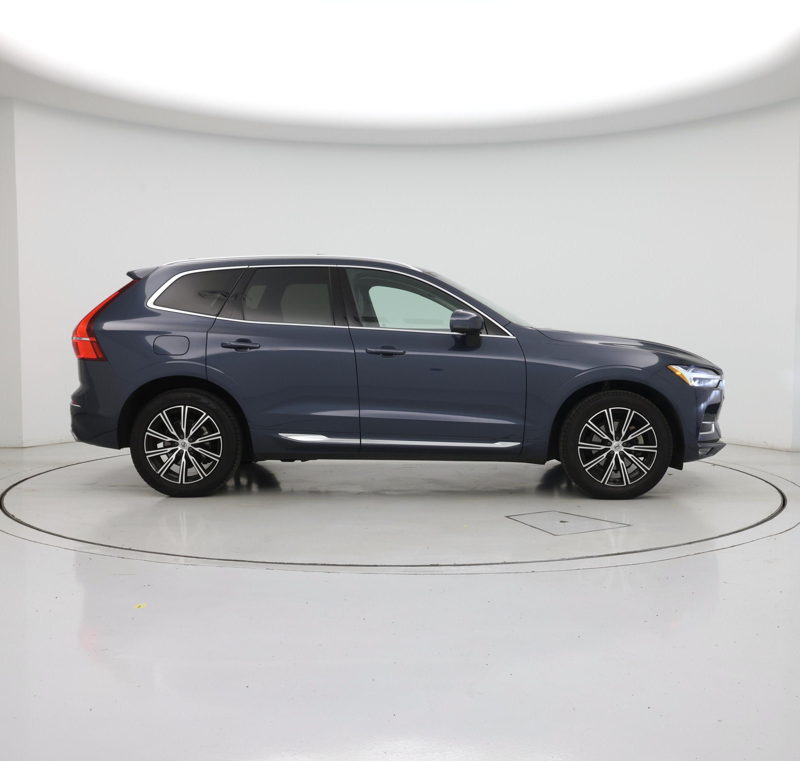Thumbnail: 2021 Volvo XC60 - 7