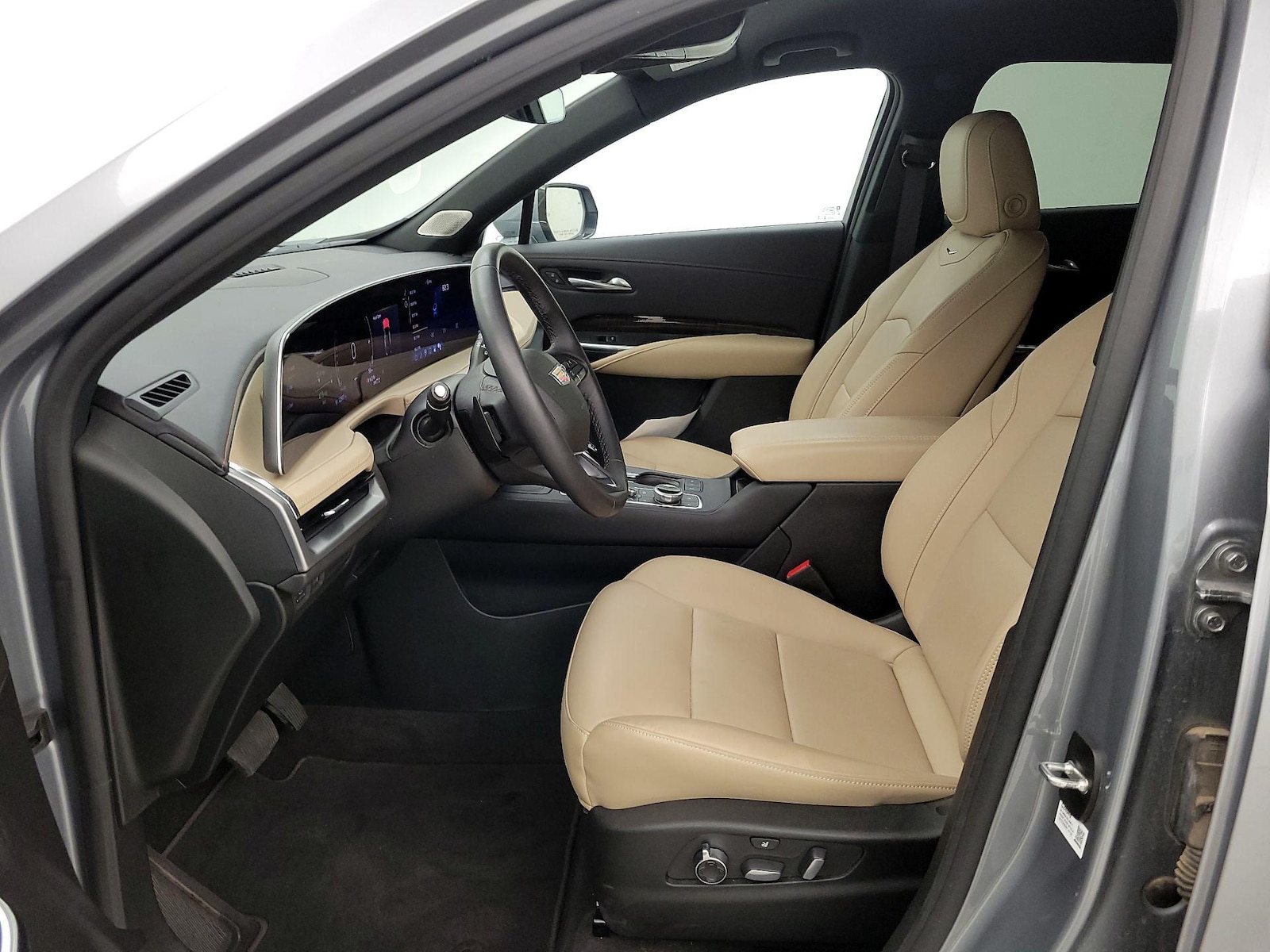 2024 Cadillac XT4 Premium Luxury - Photo 12