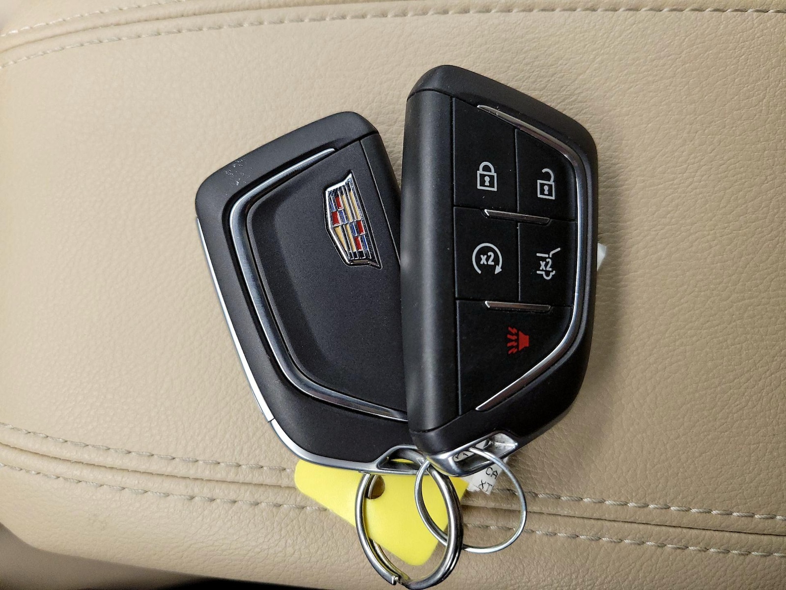 2024 Cadillac XT4 Premium Luxury - Photo 19
