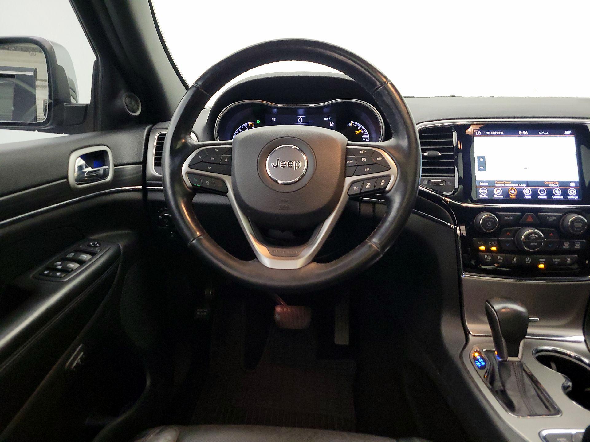 Thumbnail: 2020 Jeep Grand Cherokee - 10