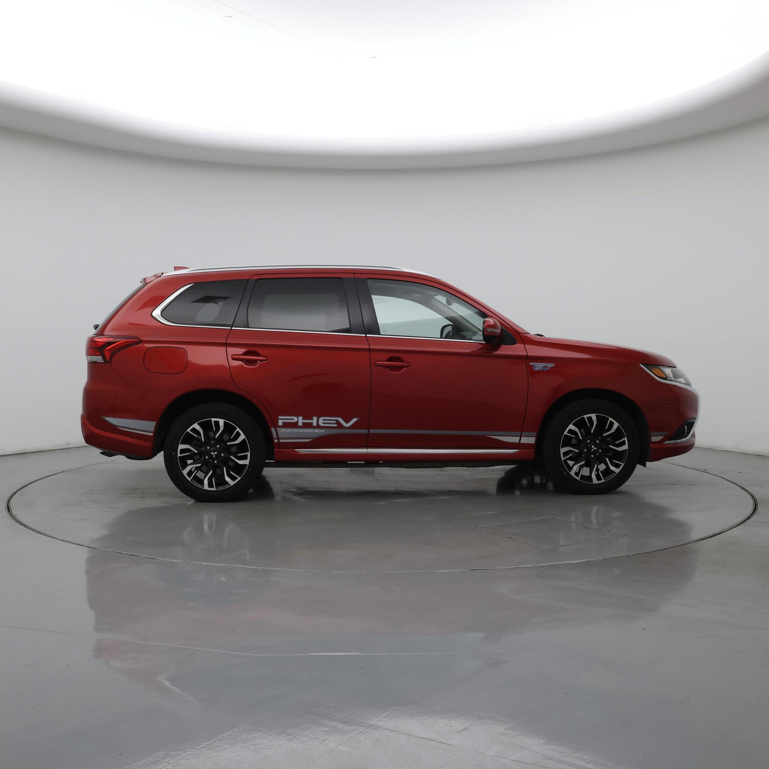 Thumbnail: 2018 Mitsubishi Outlander - 7