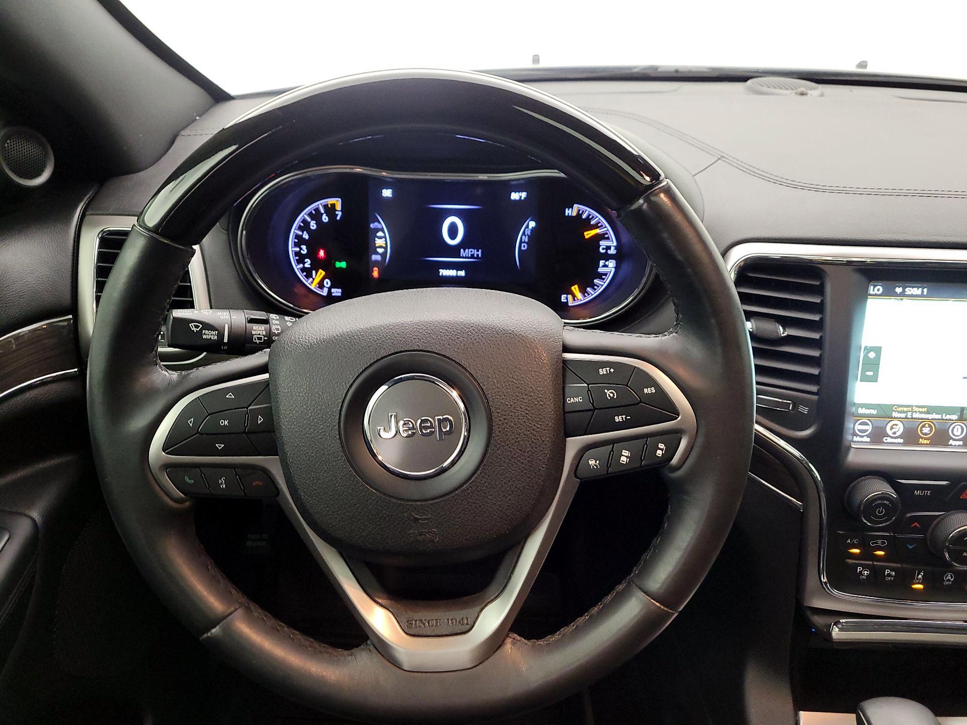 Thumbnail: 2018 Jeep Grand Cherokee - 10