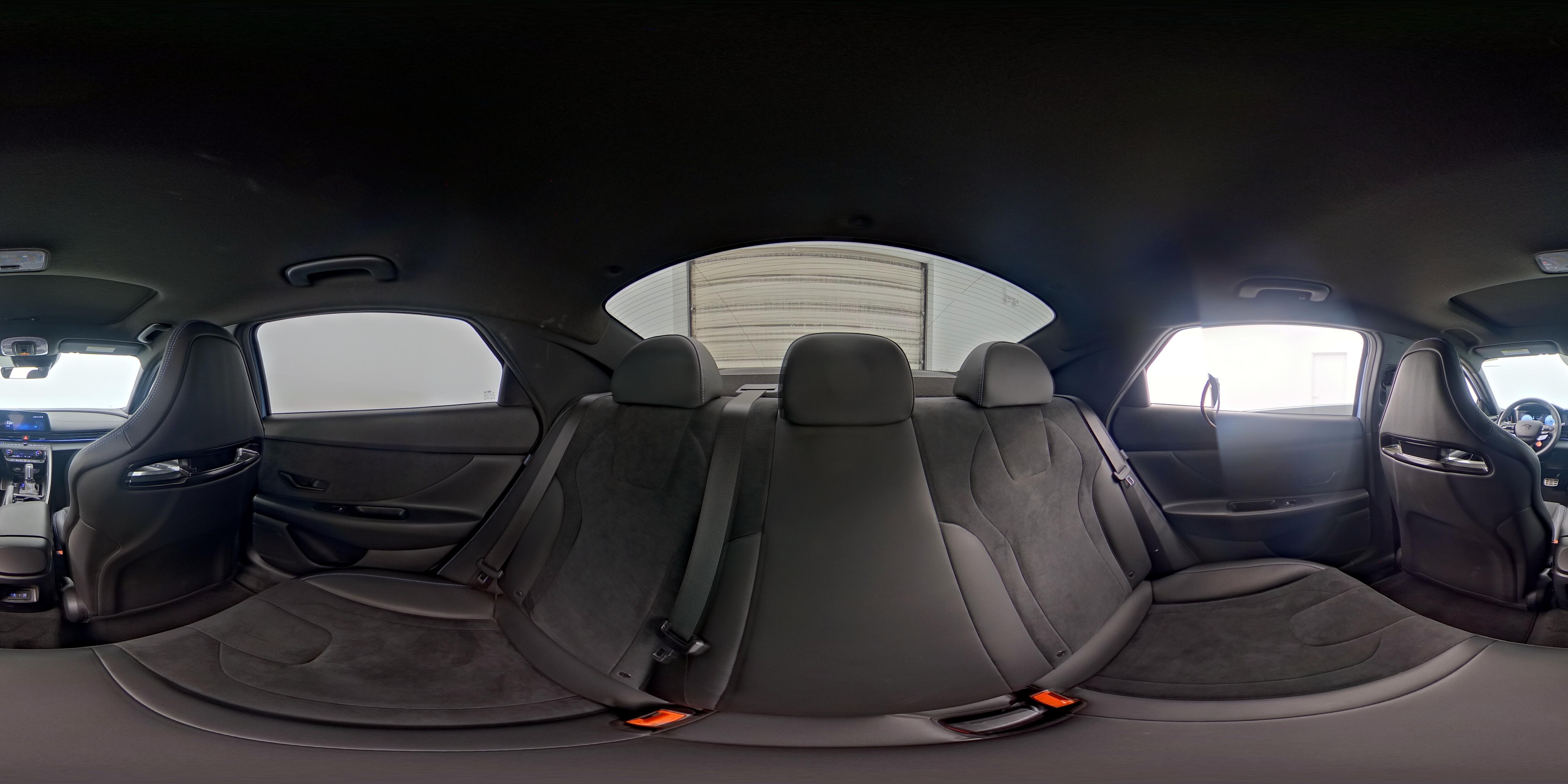 2025 Hyundai Elantra N - Photo 28