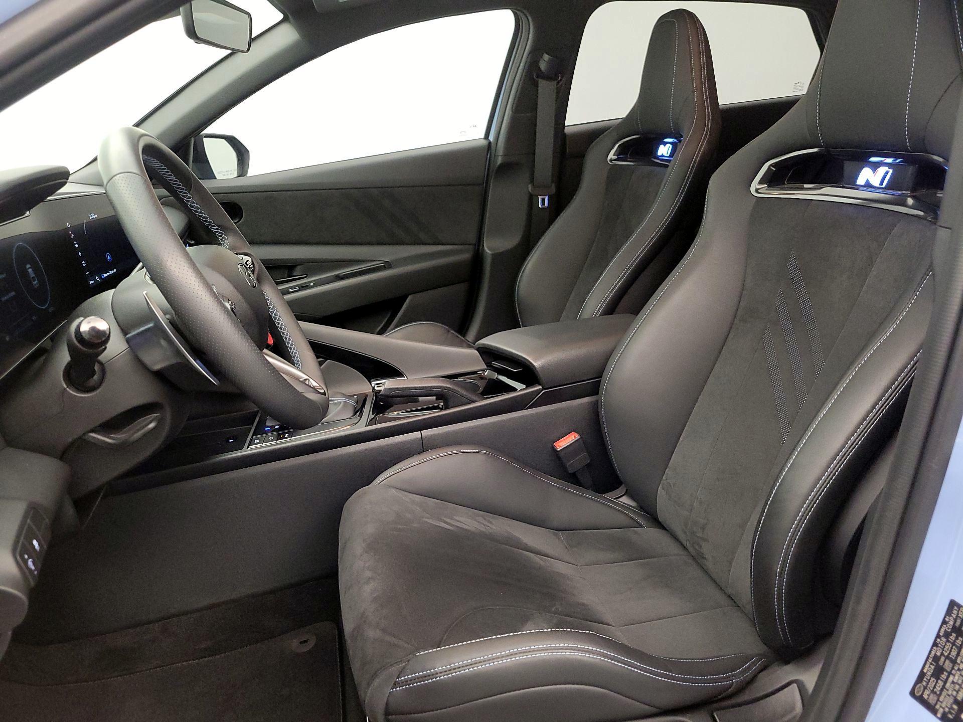Thumbnail: 2025 Hyundai Elantra - 11