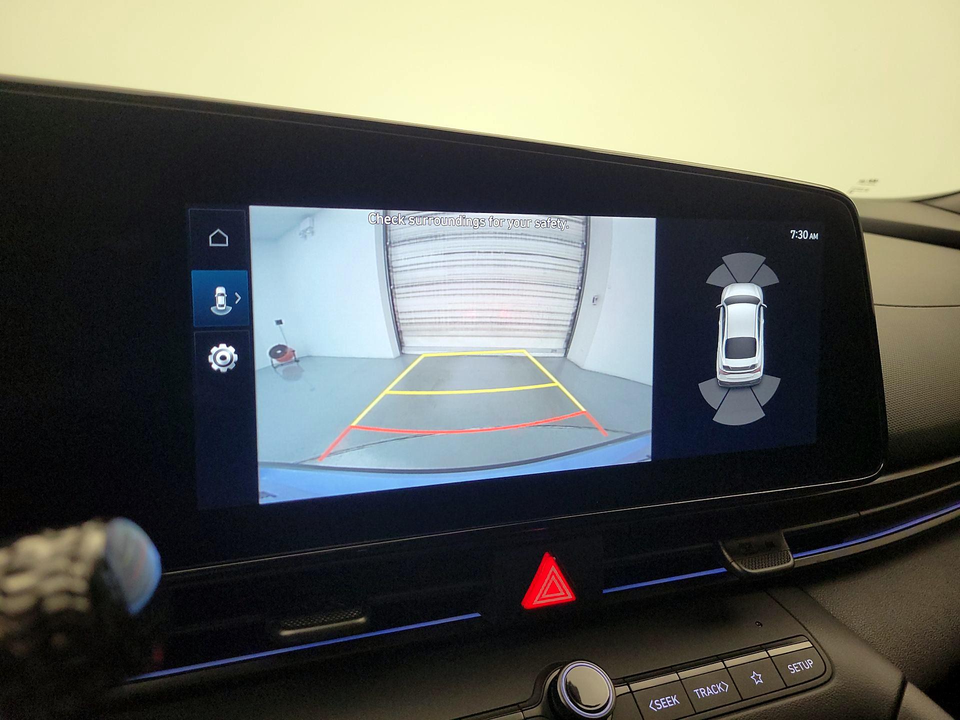 Thumbnail: 2025 Hyundai Elantra - 15