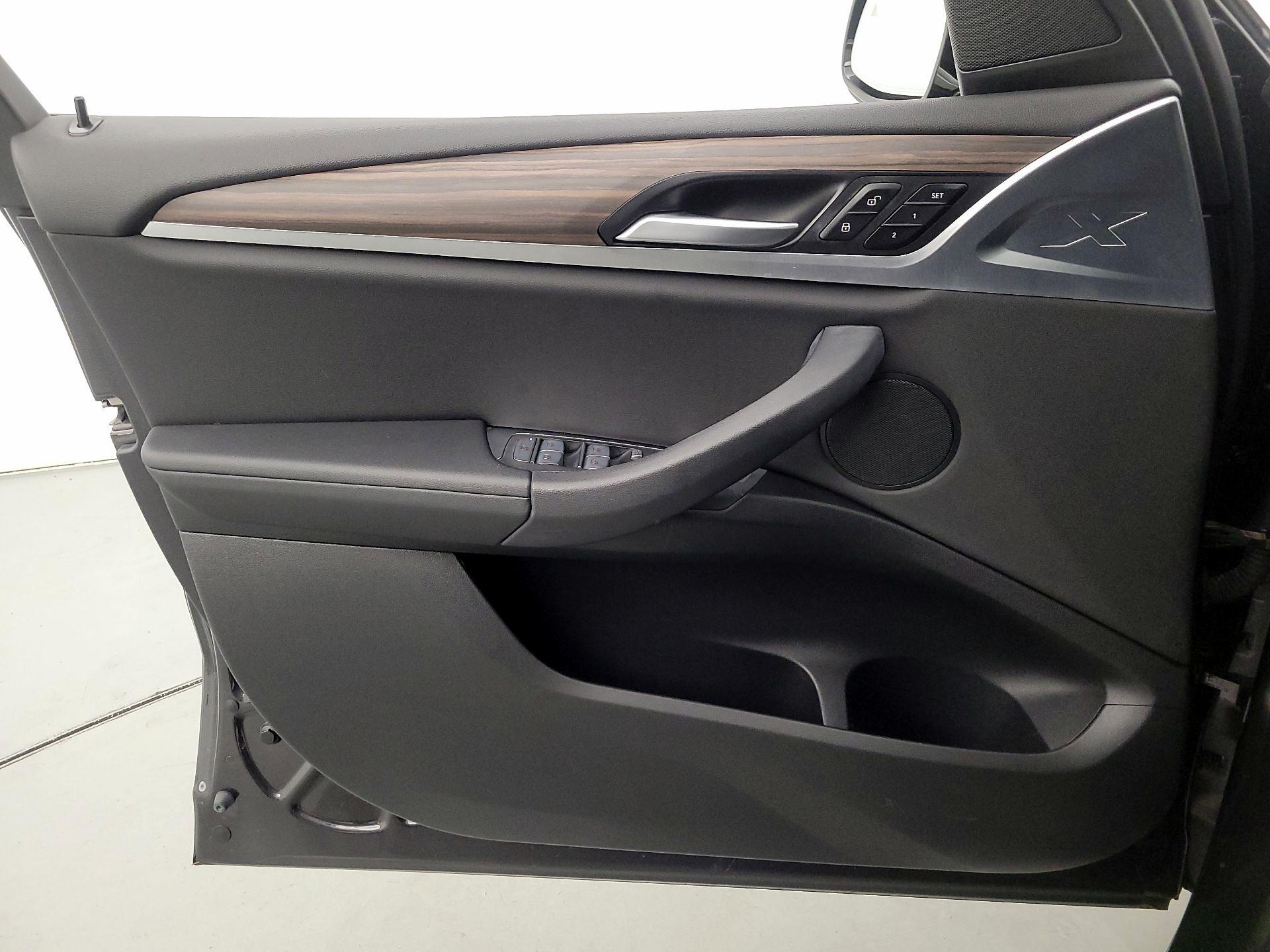 Thumbnail: 2021 BMW X3 - 12