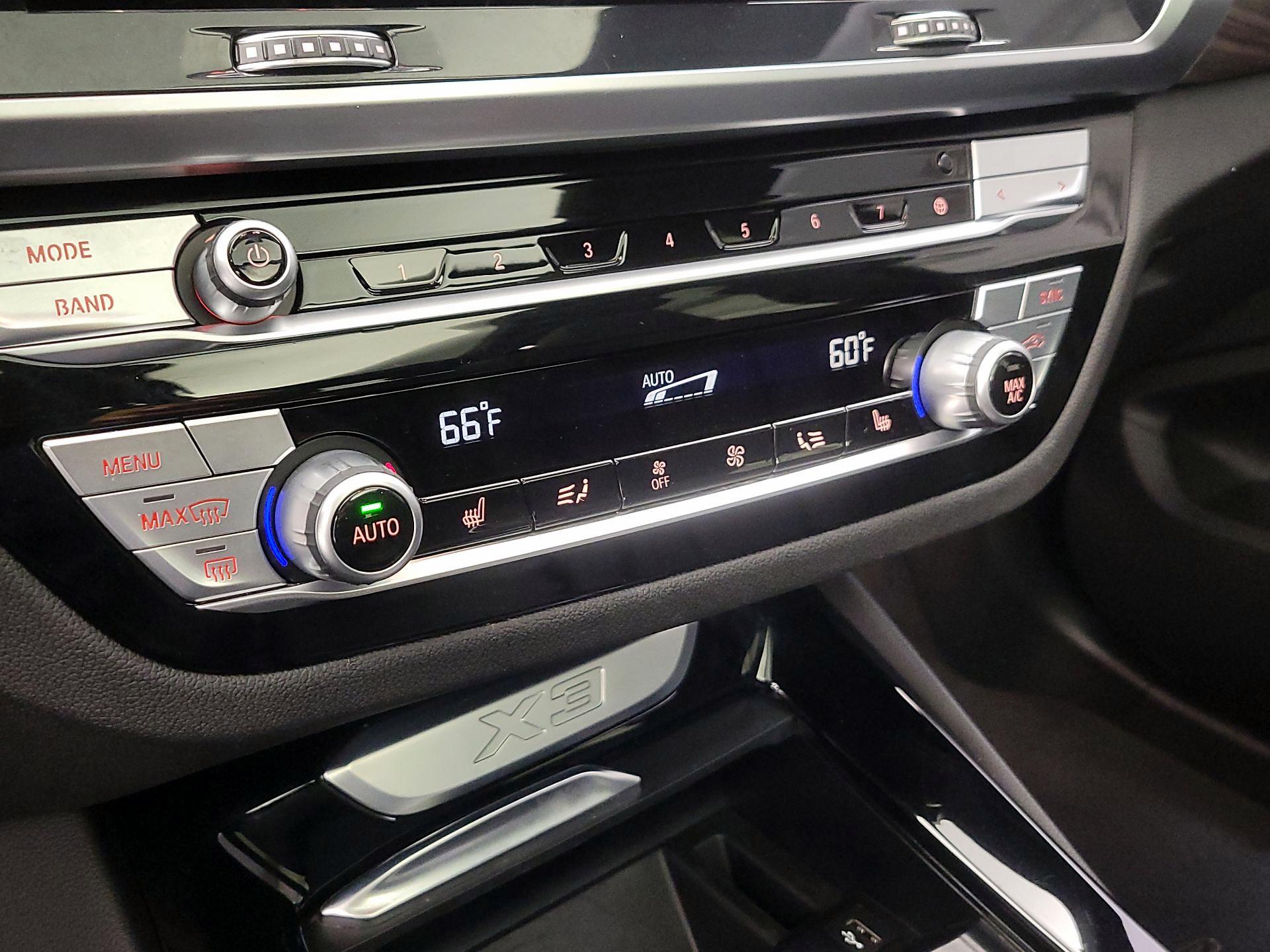 Thumbnail: 2021 BMW X3 - 17