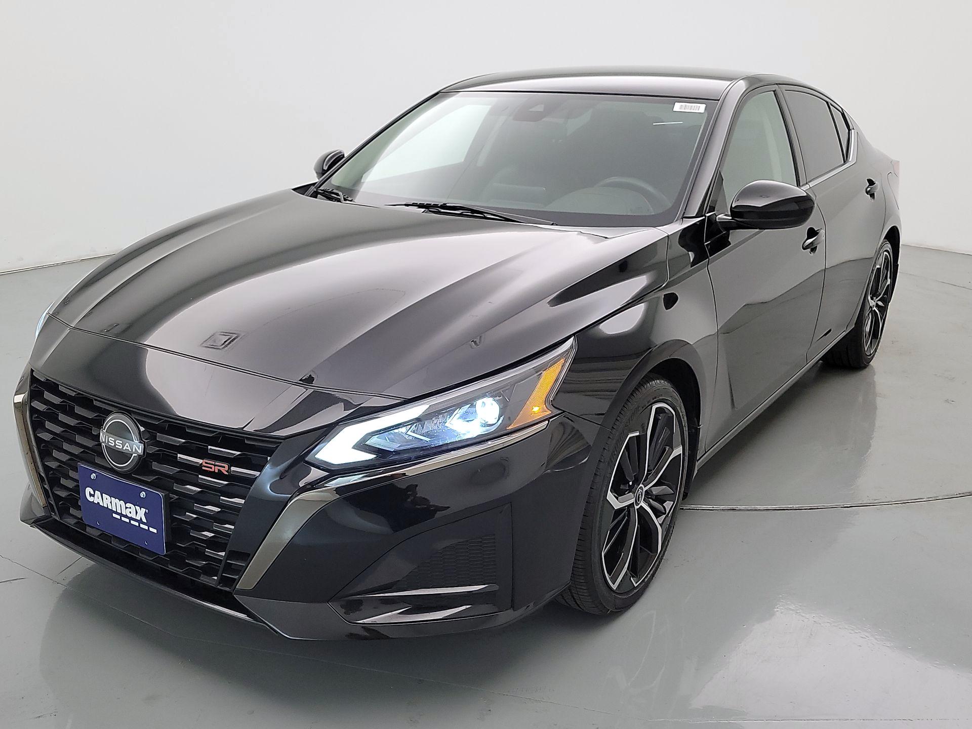 Thumbnail: 2023 Nissan Altima - 3