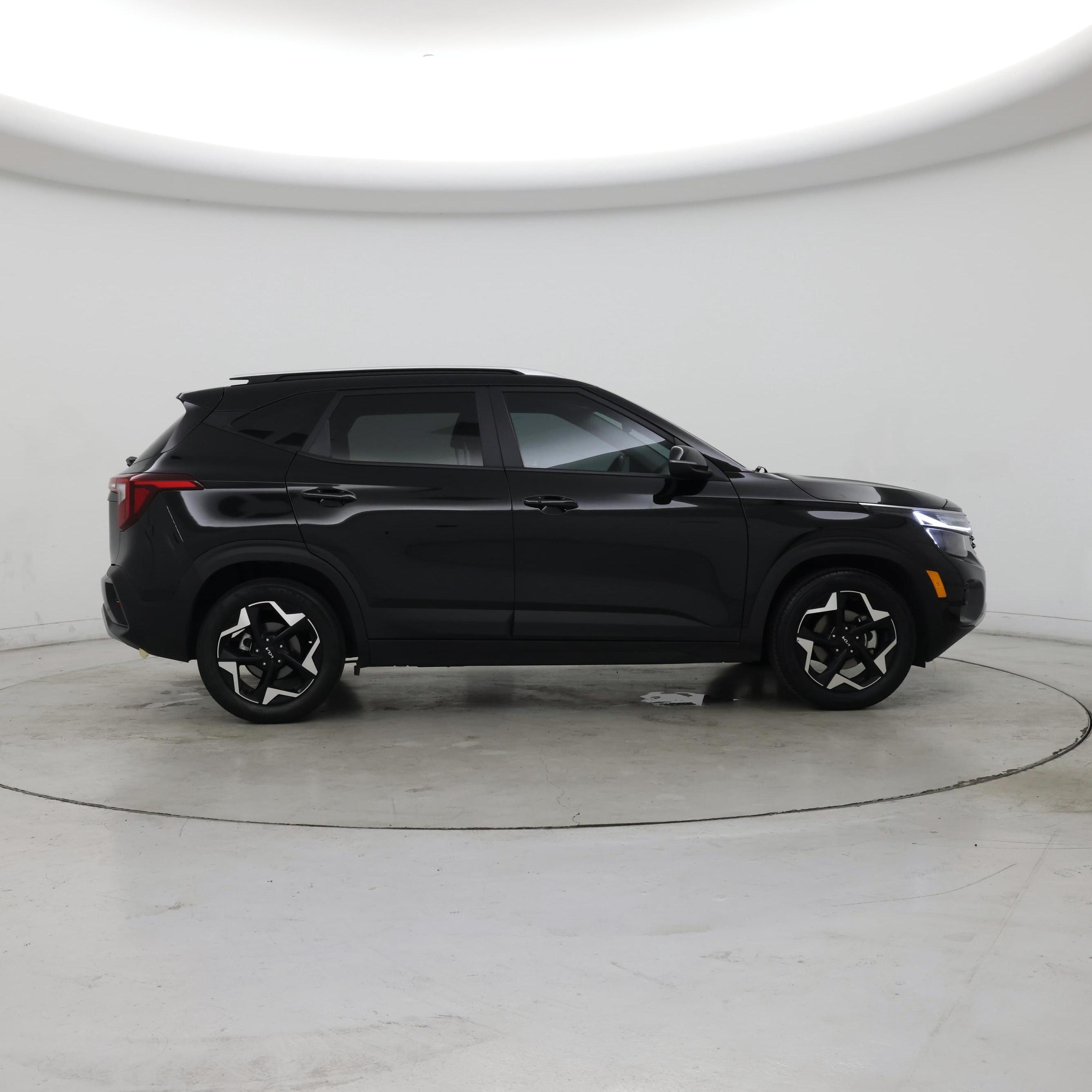 Thumbnail: 2025 Kia Seltos - 7