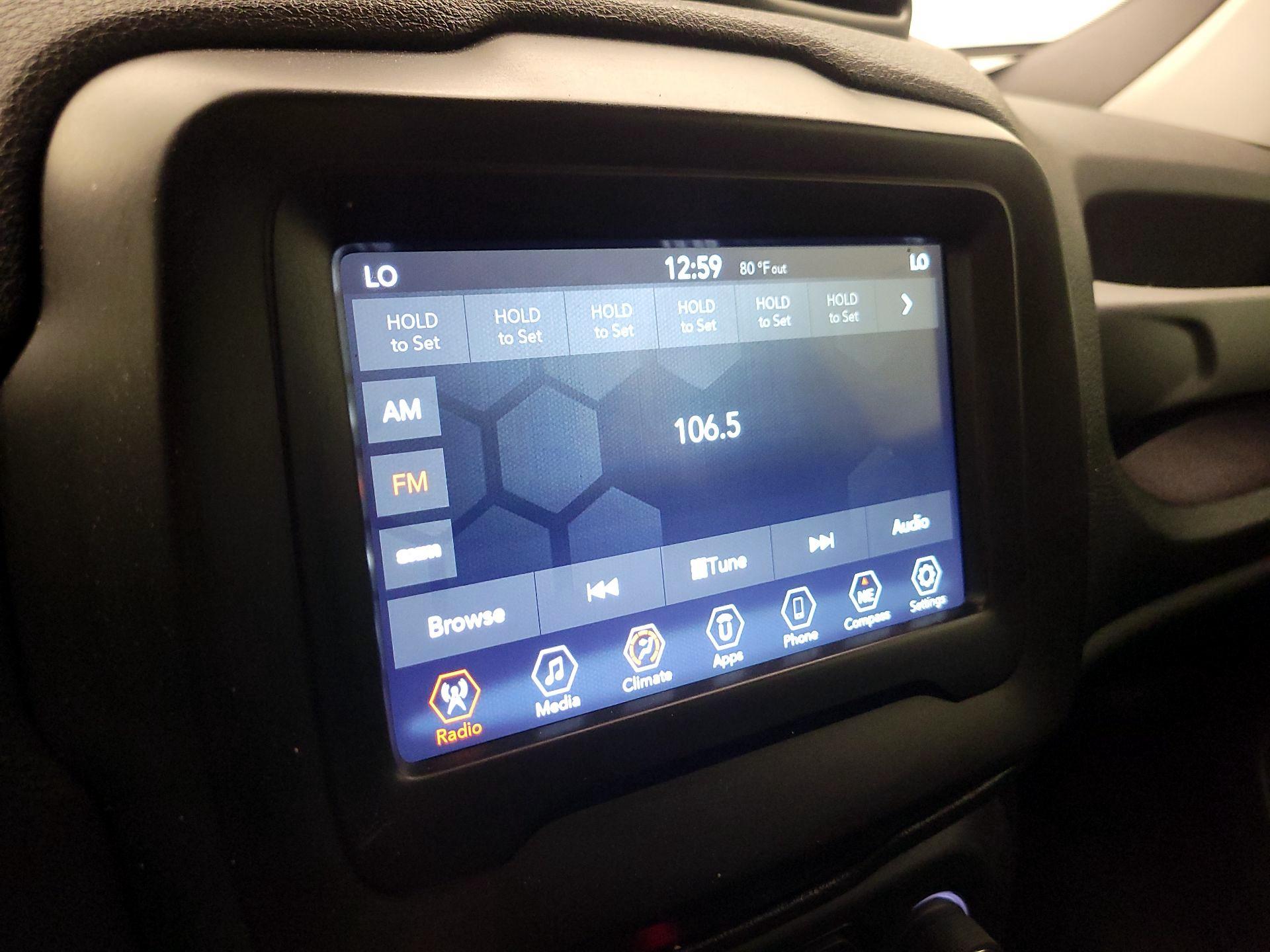 Thumbnail: 2020 Jeep Renegade - 15