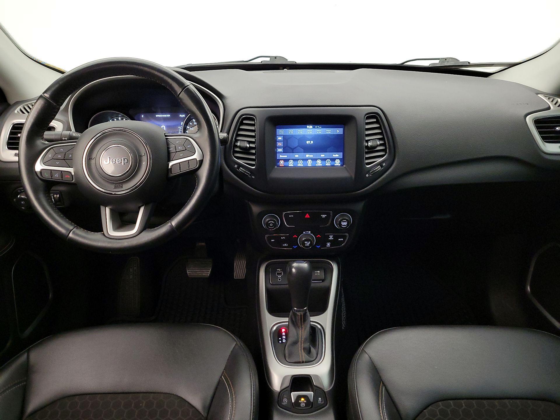 Thumbnail: 2021 Jeep Compass - 9