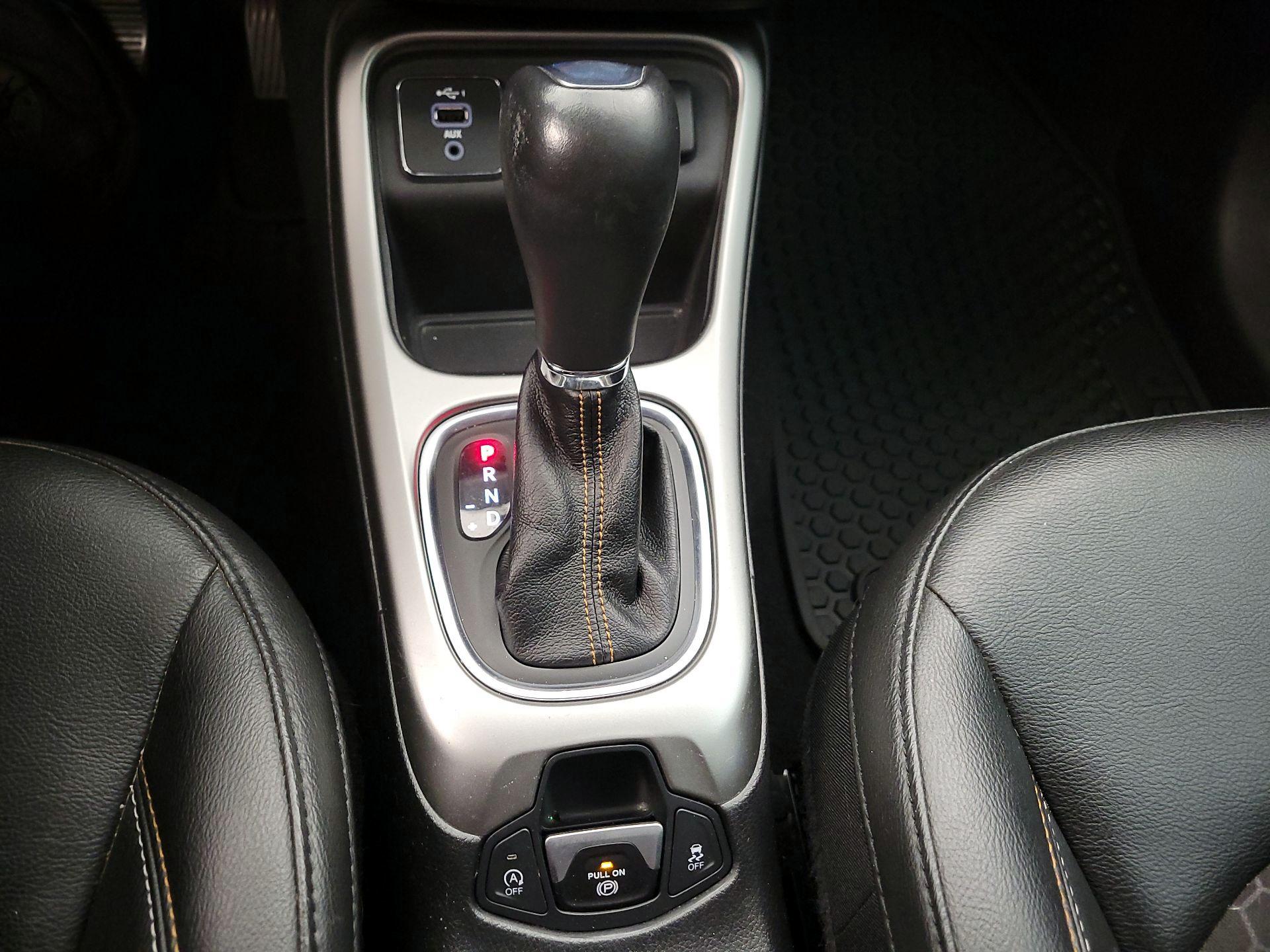 Thumbnail: 2021 Jeep Compass - 17
