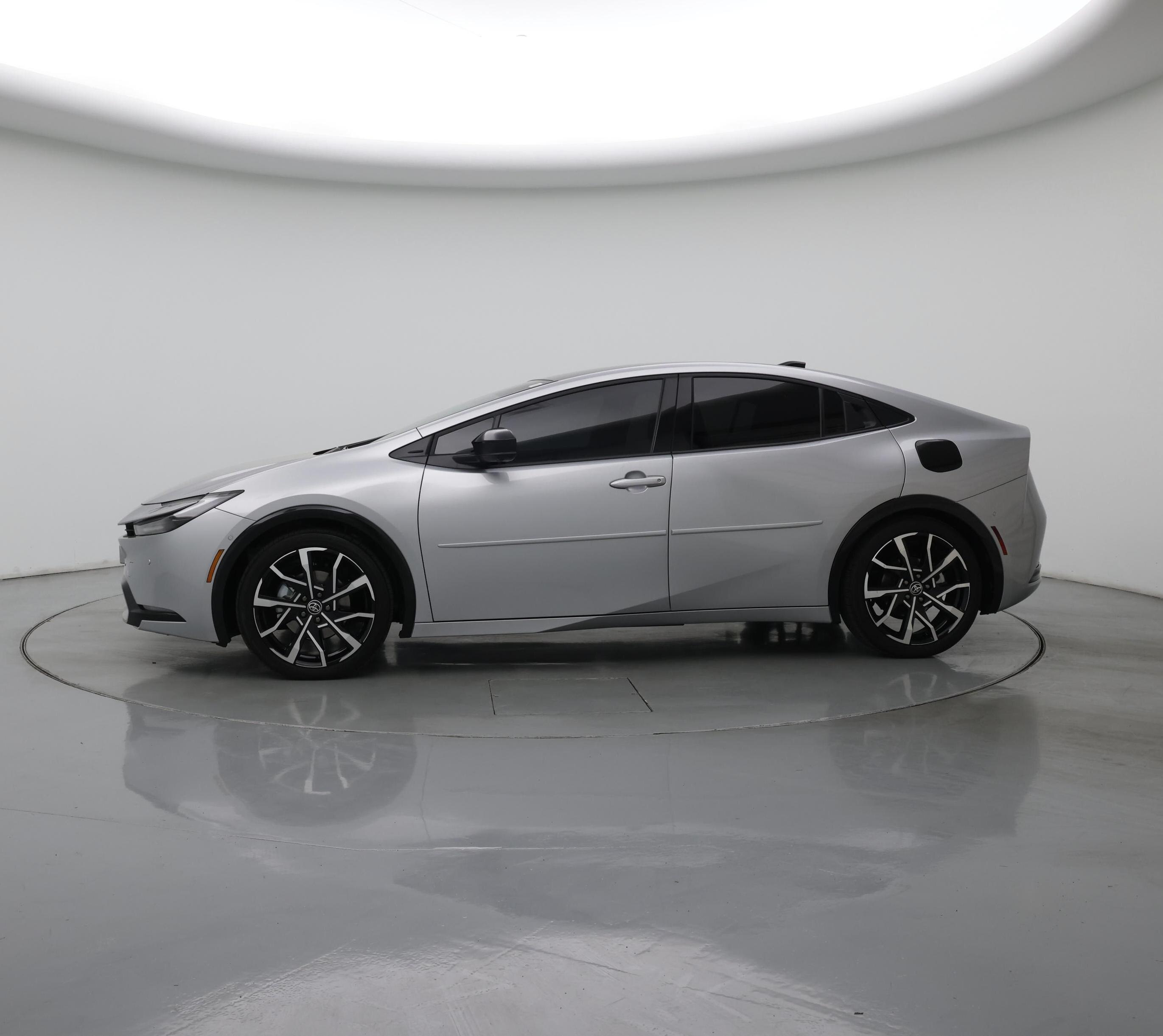 Thumbnail: 2026 Toyota Prius - 3