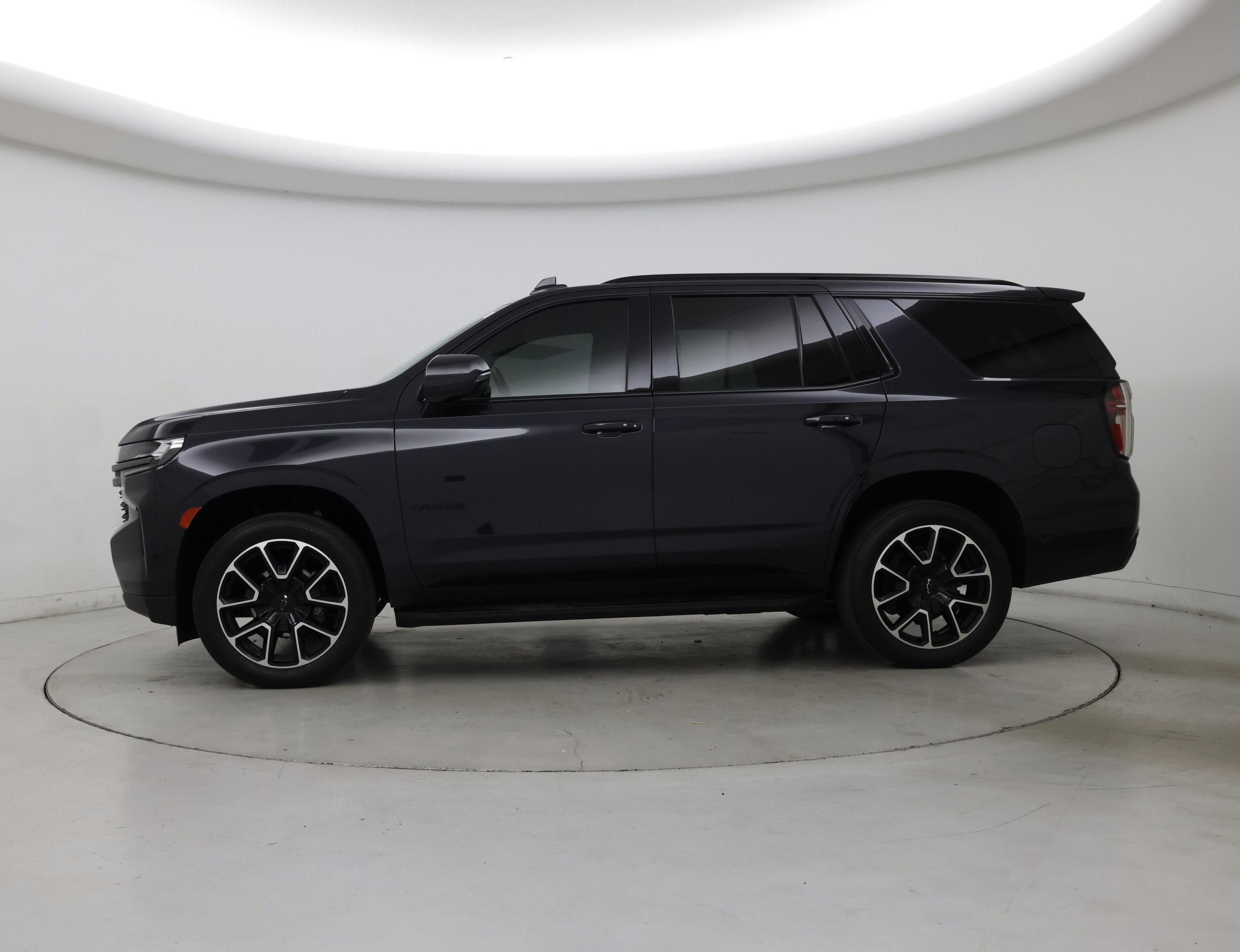 Thumbnail: 2022 Chevrolet Tahoe - 3