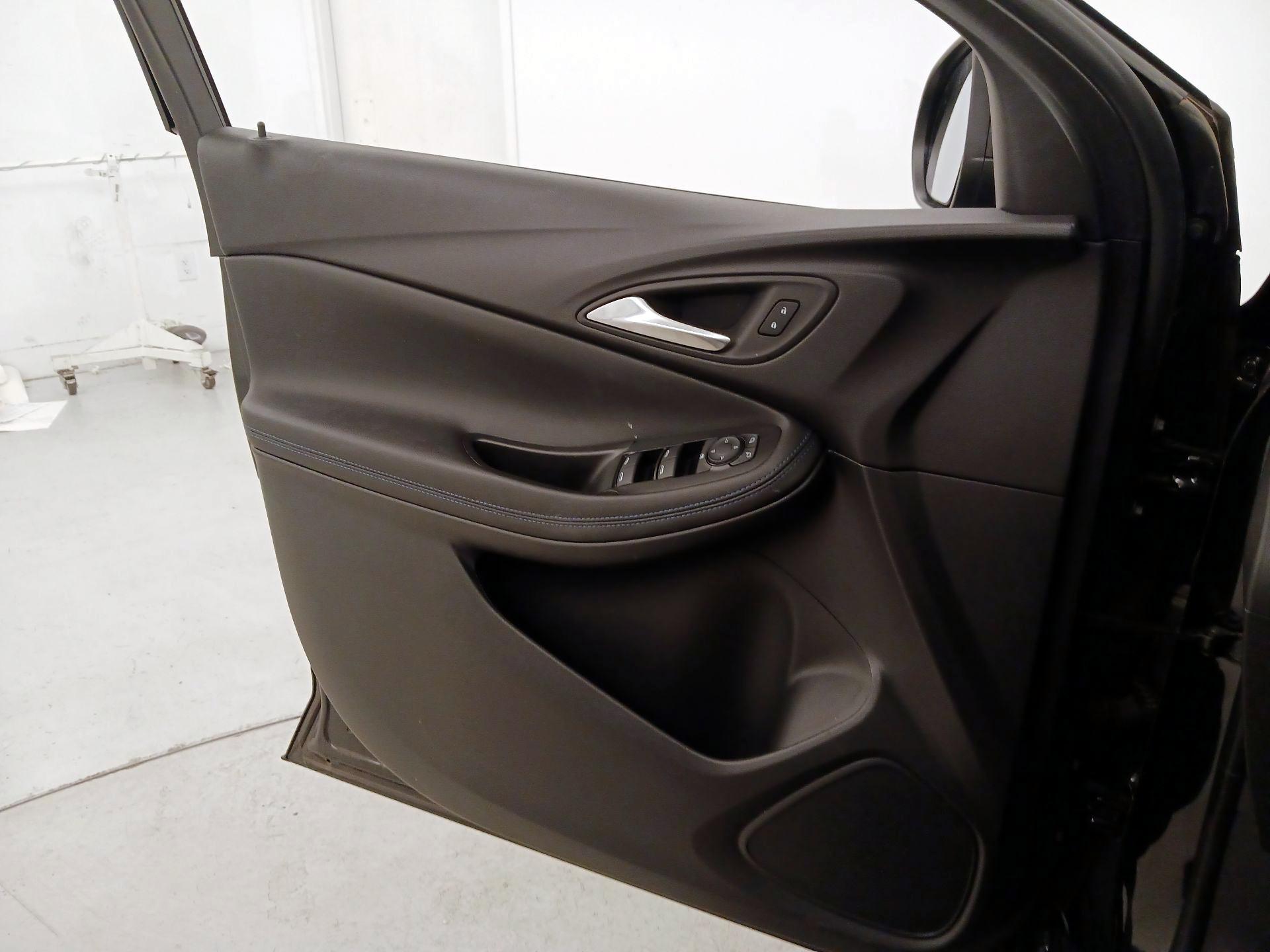 Thumbnail: 2025 Buick Encore GX - 12