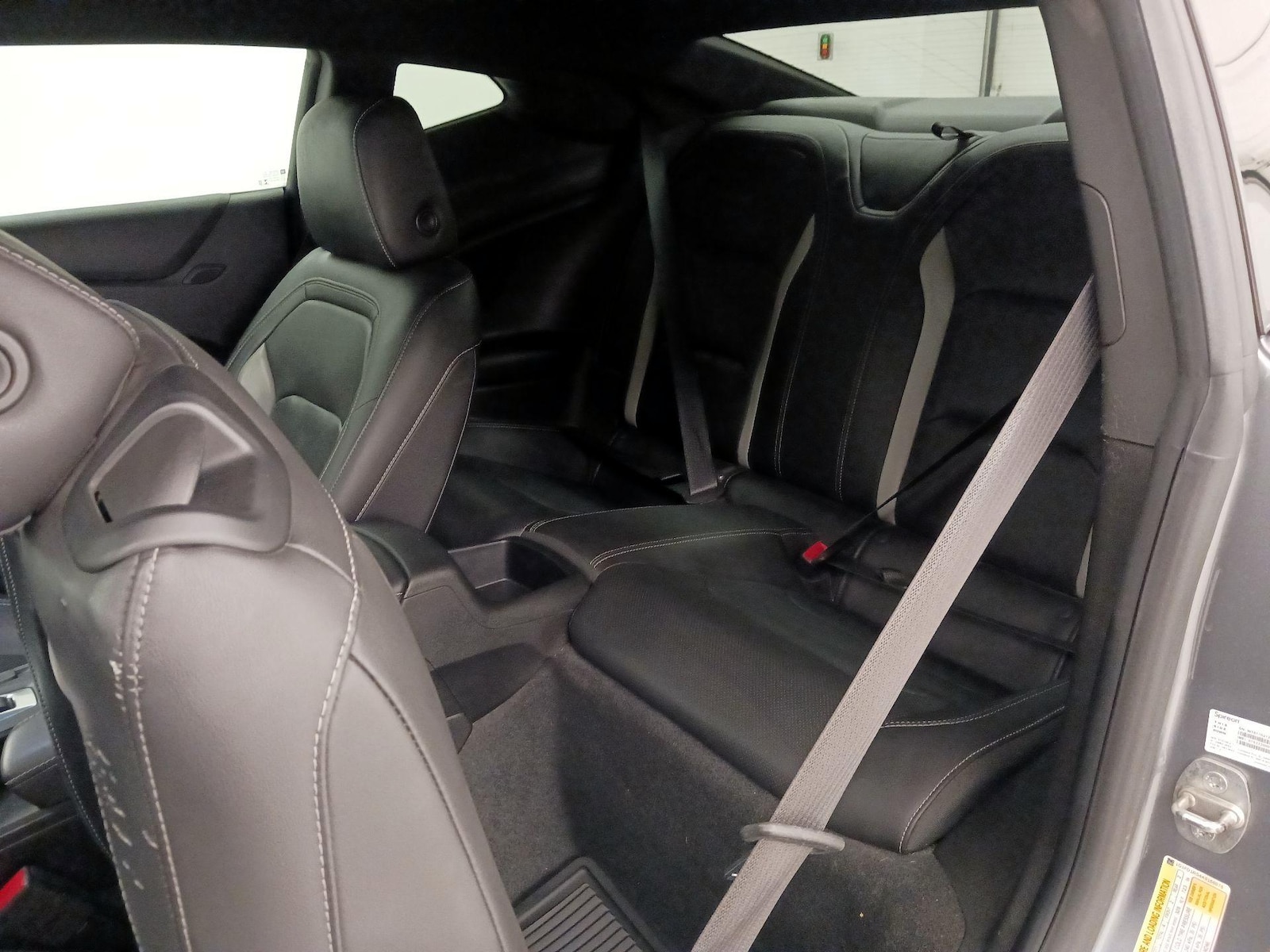 2019 Chevrolet Camaro 2LT - Photo 19