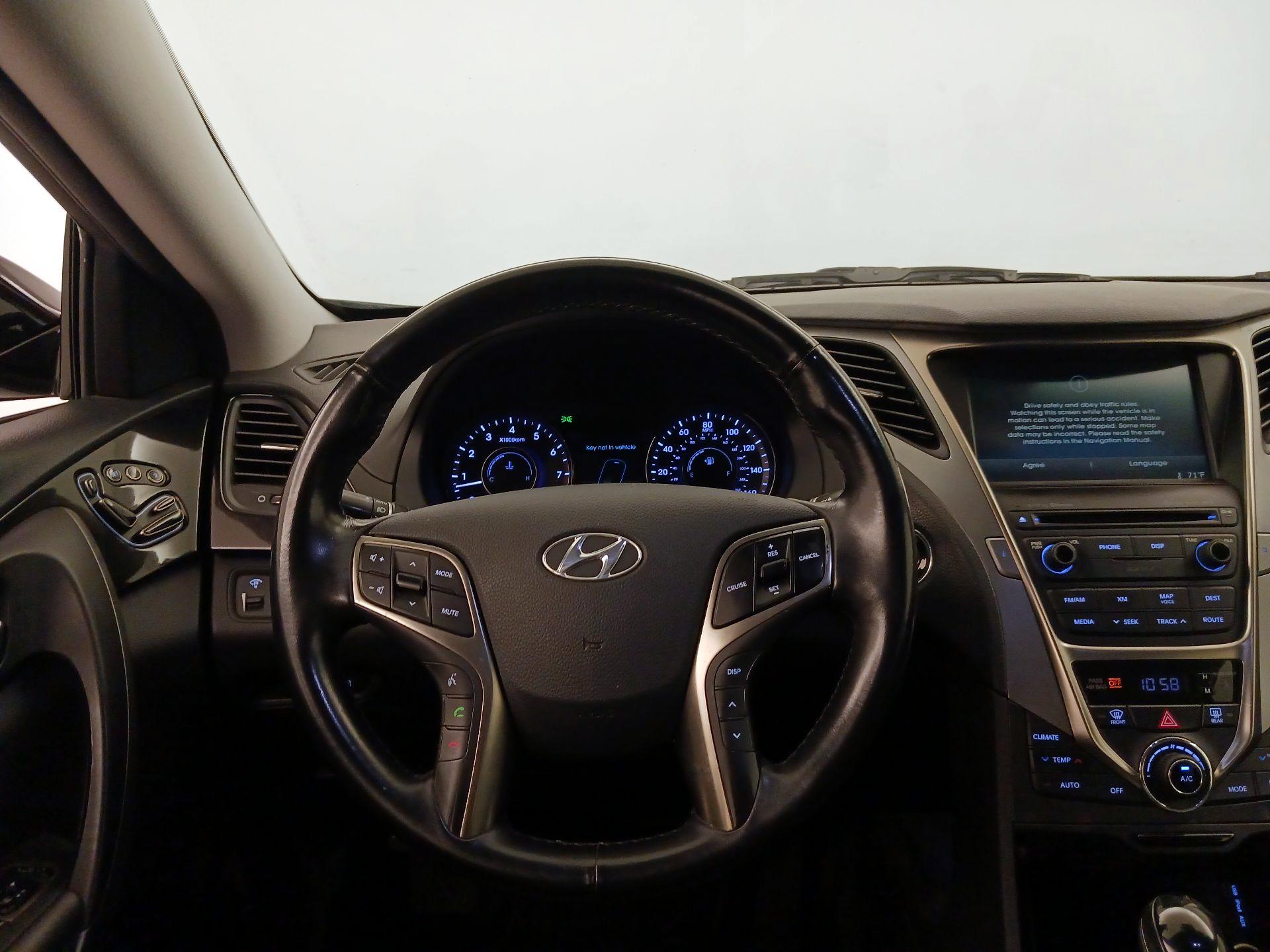 Thumbnail: 2014 Hyundai Azera - 10
