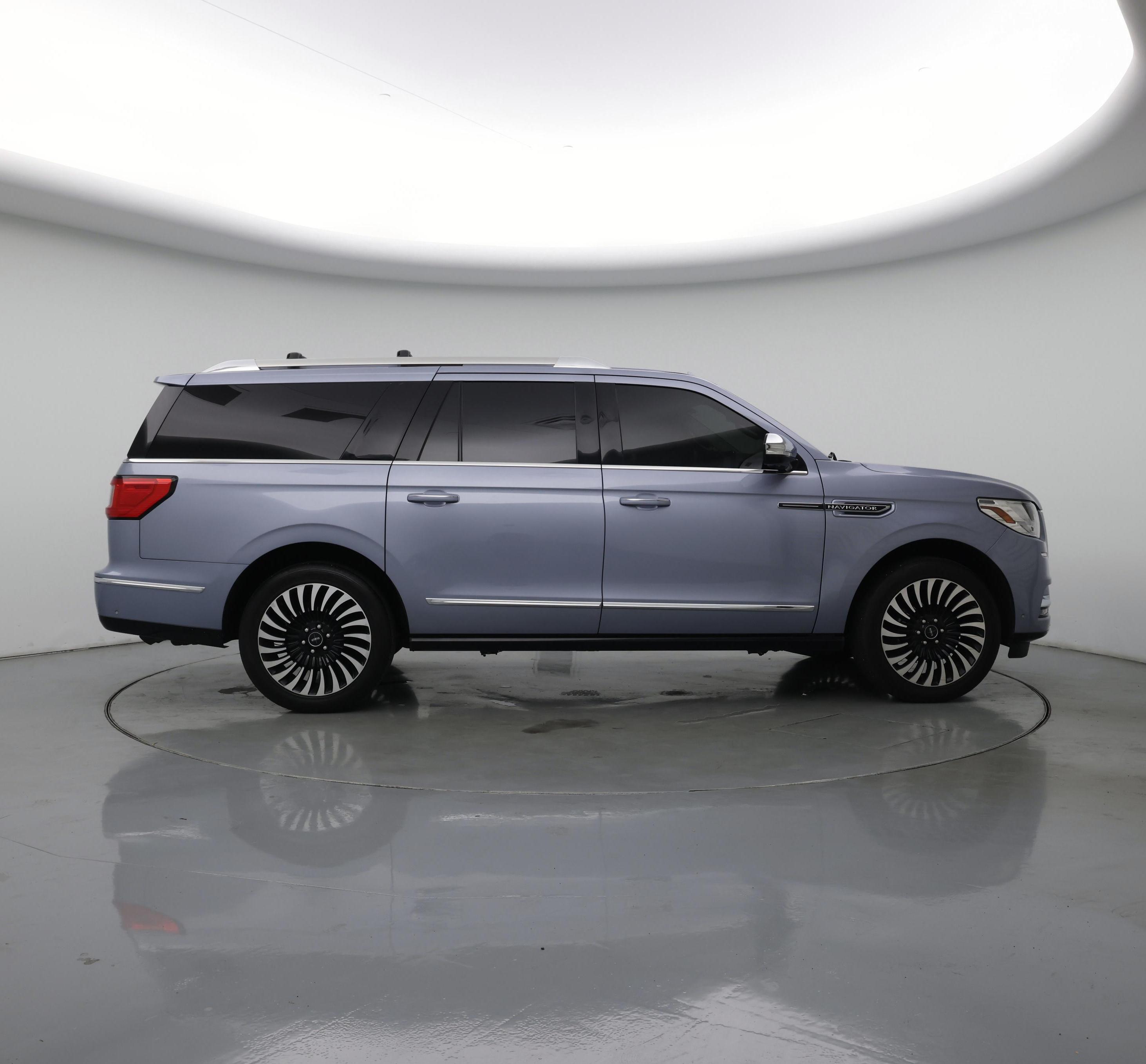 Thumbnail: 2020 Lincoln Navigator L - 7