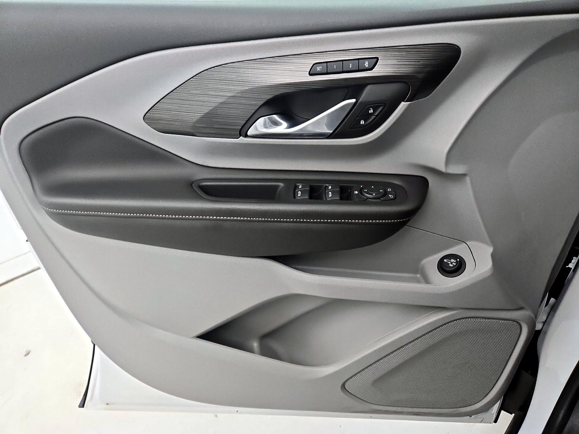 Thumbnail: 2024 GMC Terrain - 10