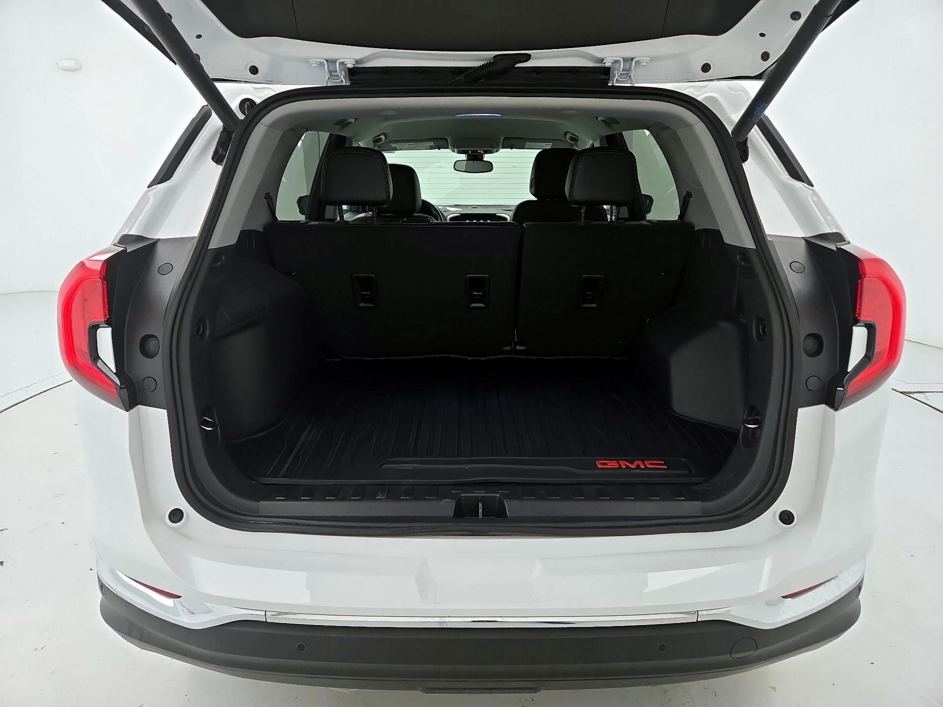Thumbnail: 2024 GMC Terrain - 18