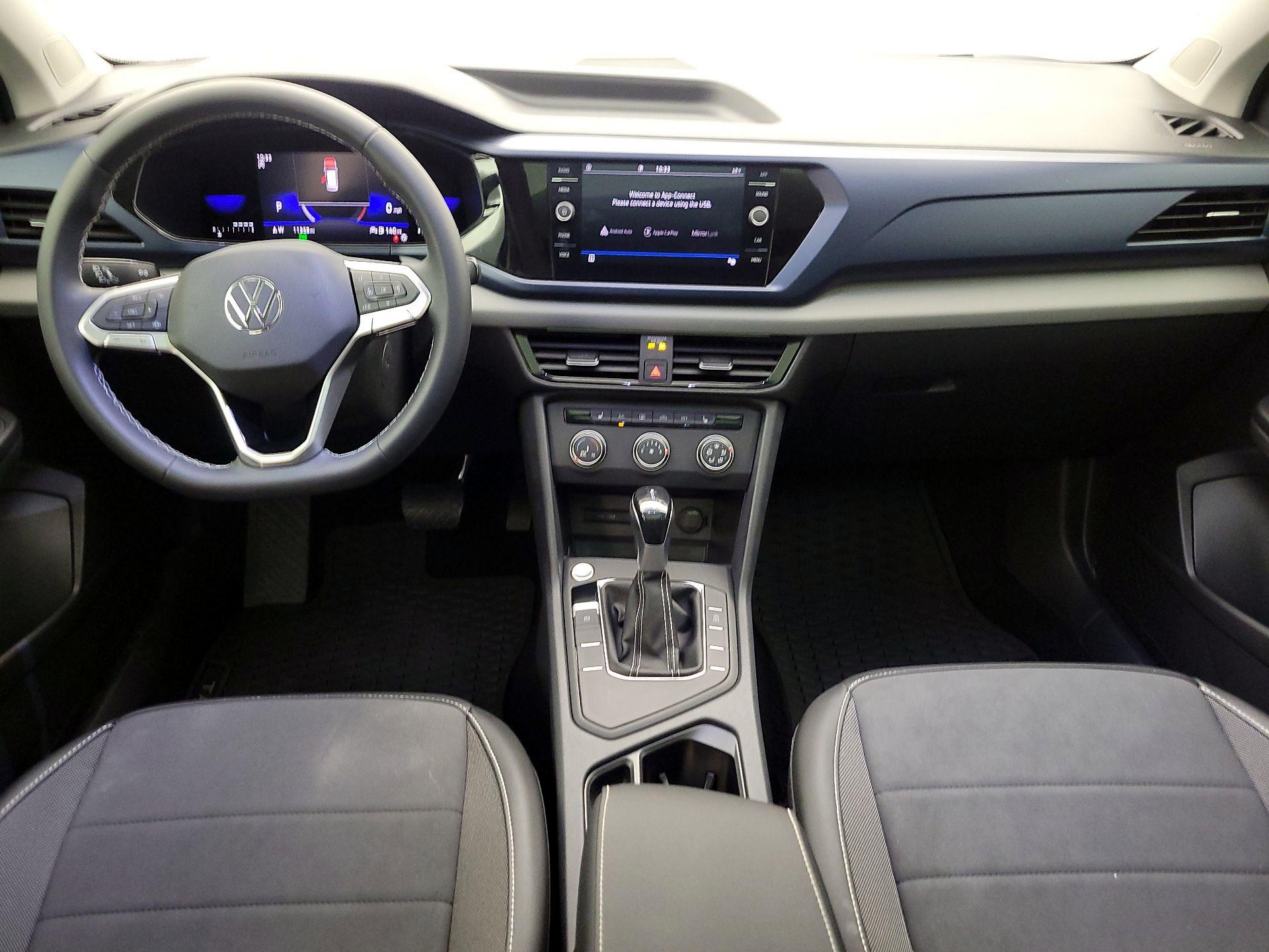 Thumbnail: 2022 Volkswagen Taos - 9