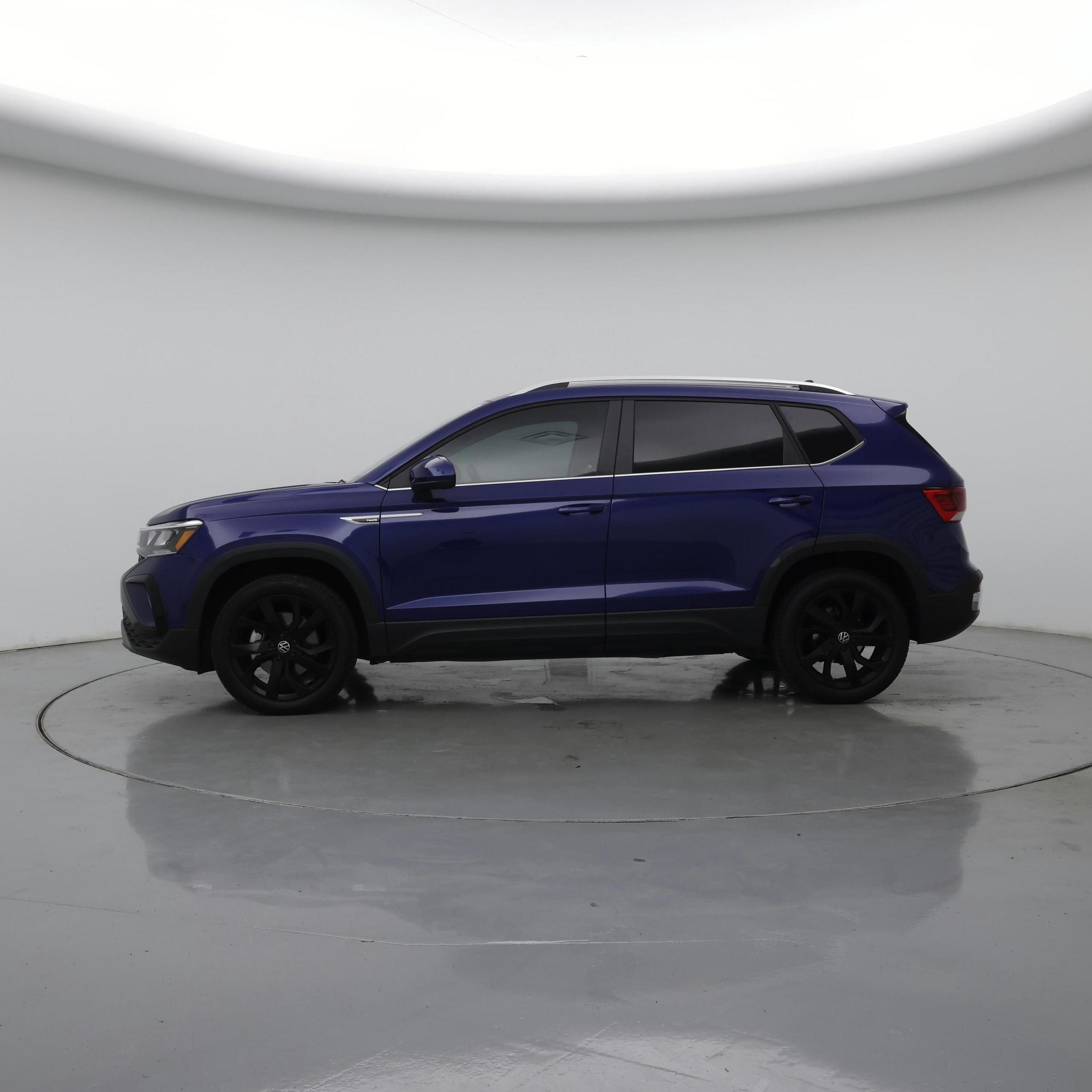 Thumbnail: 2022 Volkswagen Taos - 3