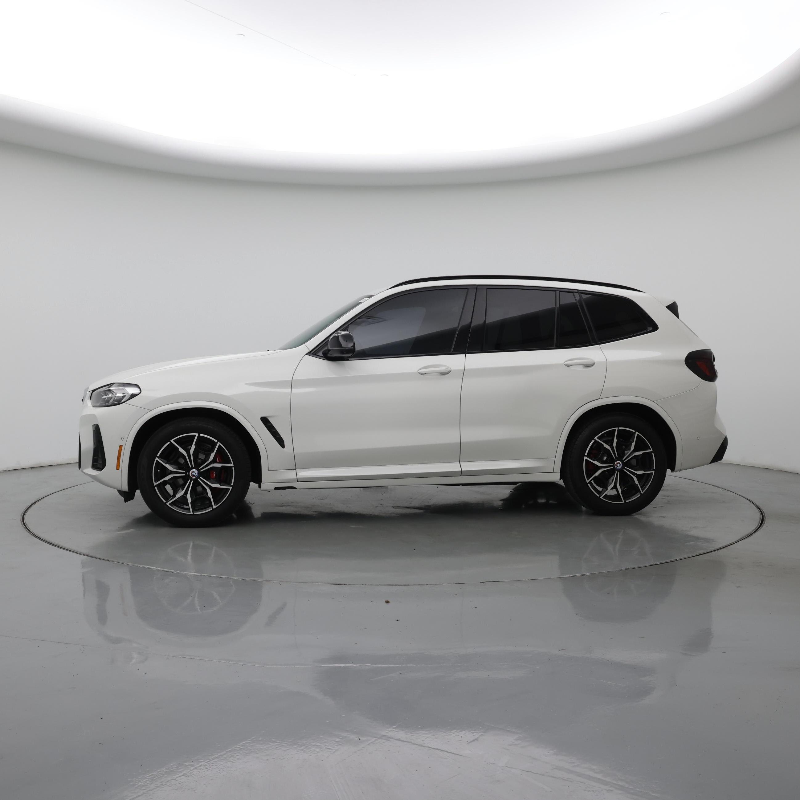 Thumbnail: 2023 BMW X3 - 3