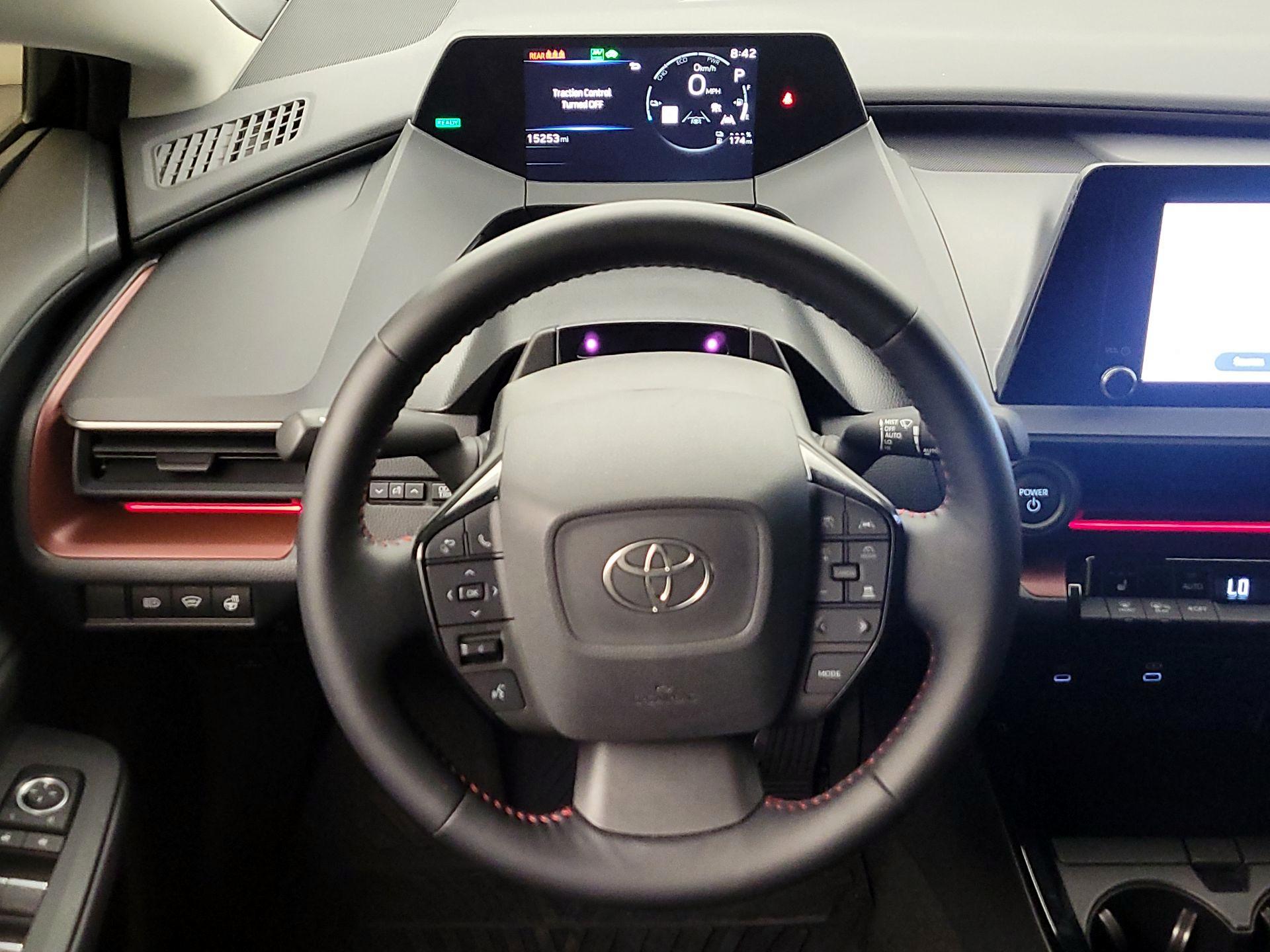 Thumbnail: 2023 Toyota Prius Prime - 10
