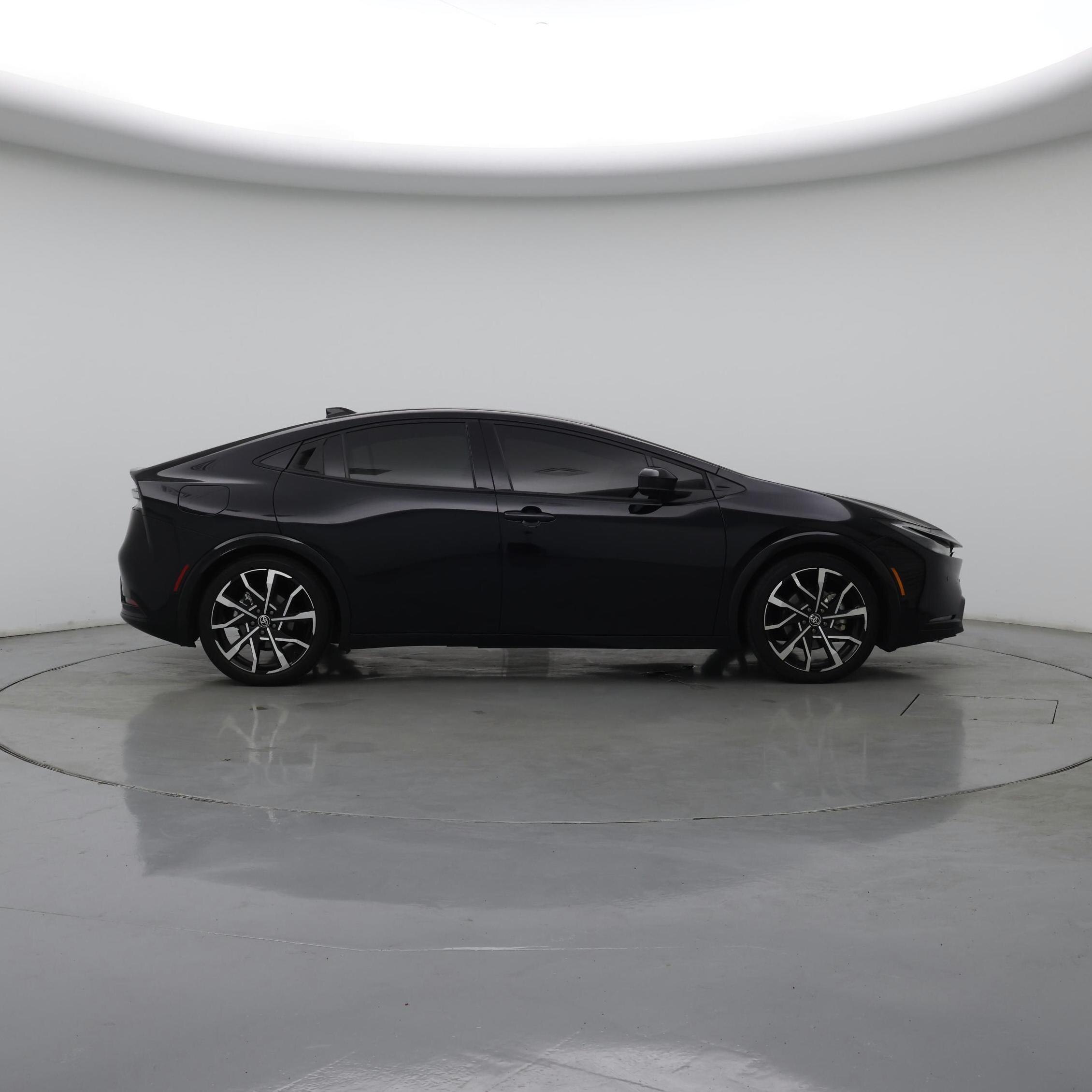 Thumbnail: 2023 Toyota Prius Prime - 7