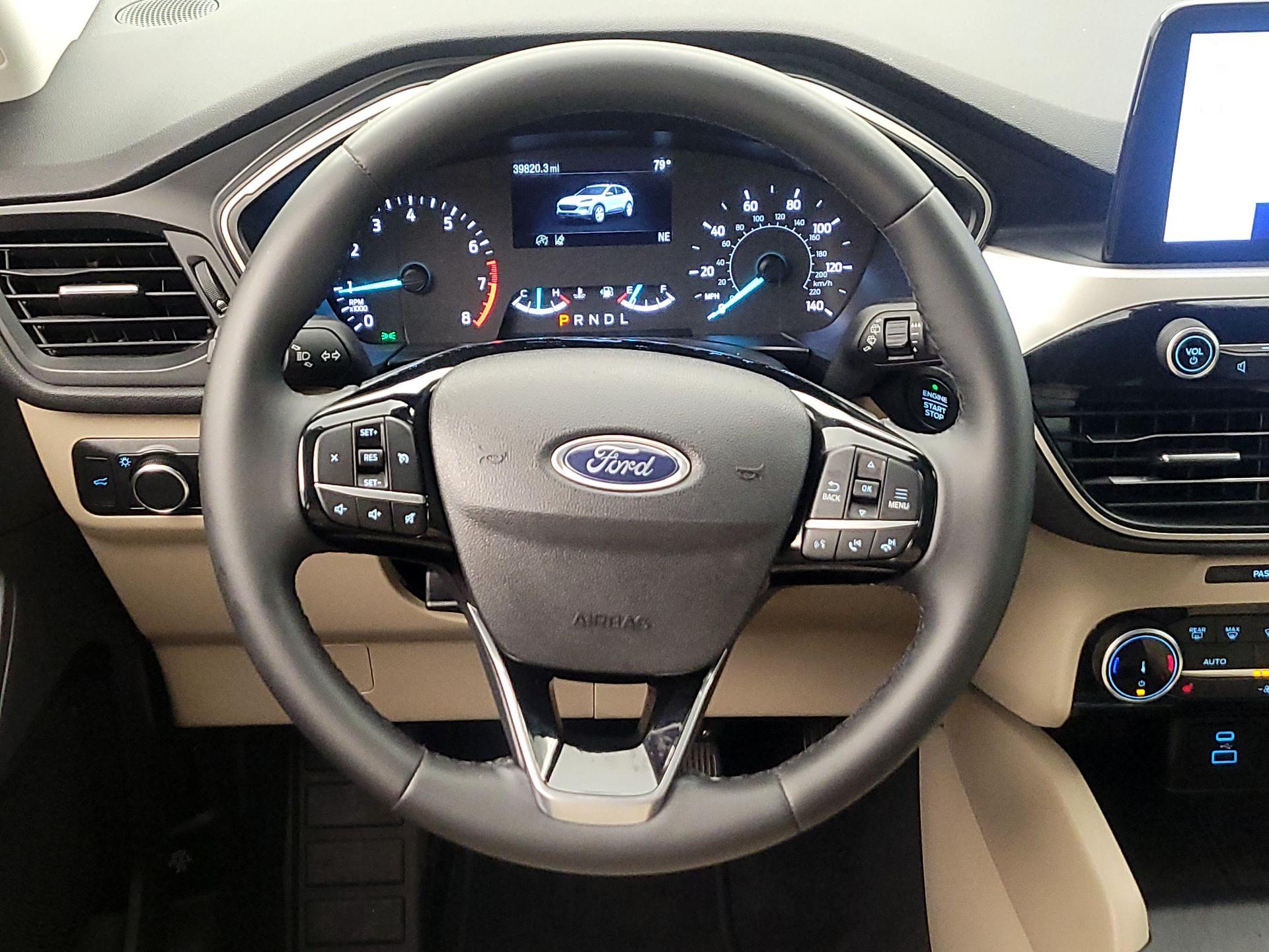 Thumbnail: 2022 Ford Escape - 10