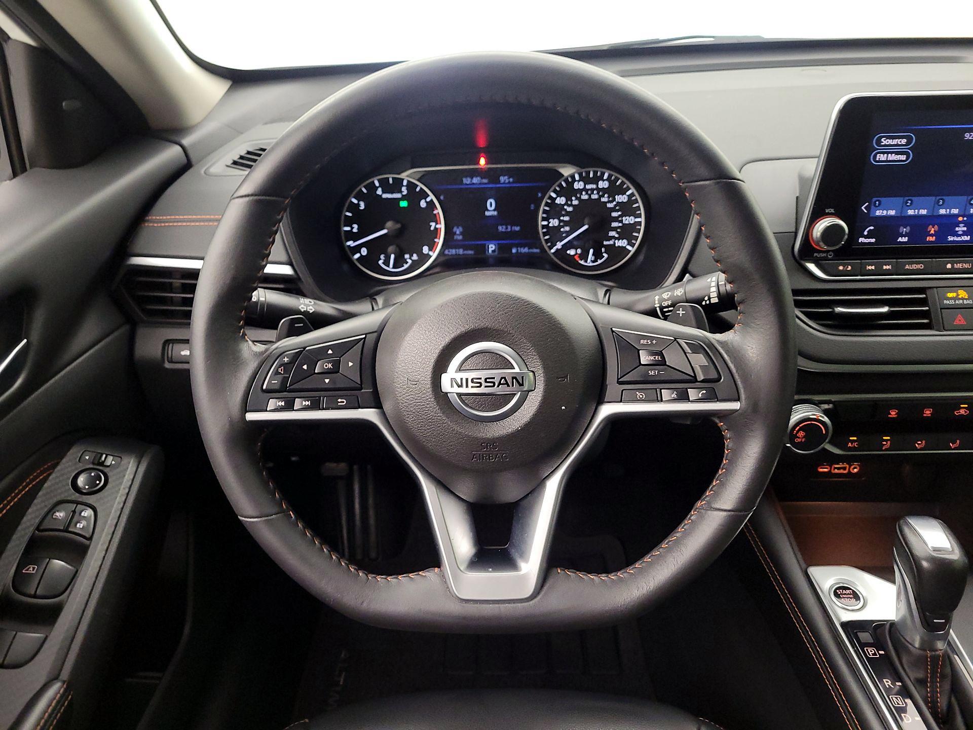 Thumbnail: 2022 Nissan Altima - 10