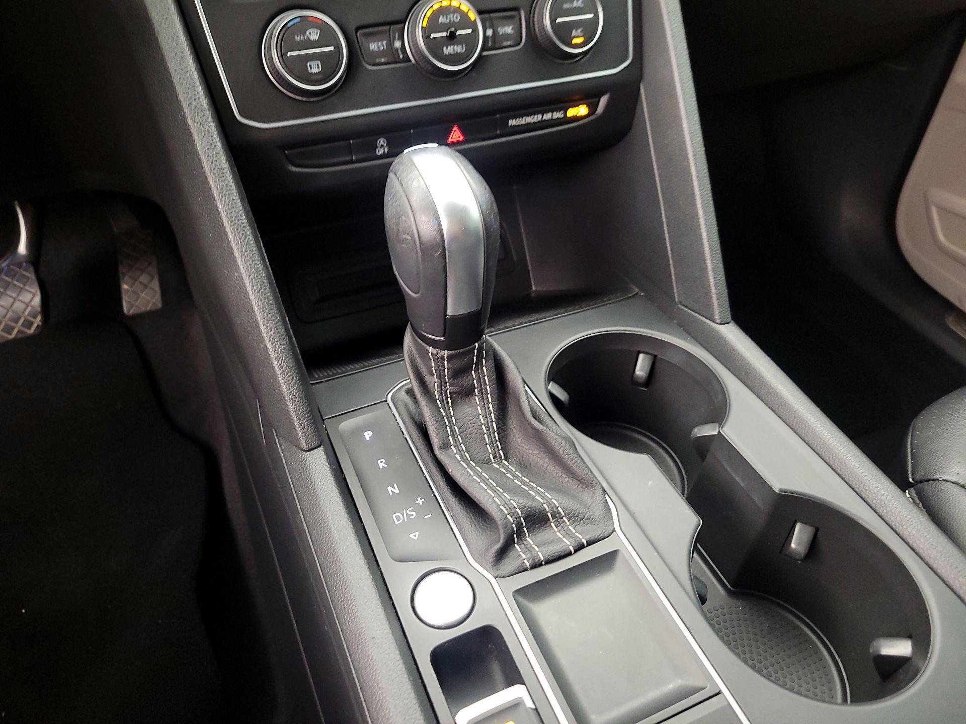 Thumbnail: 2021 Volkswagen Atlas - 17
