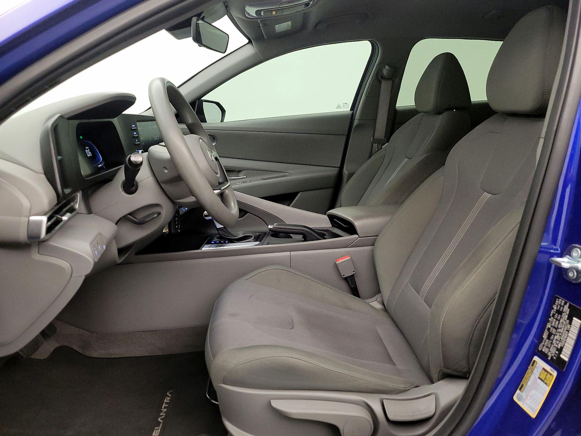 Thumbnail: 2025 Hyundai Elantra - 11