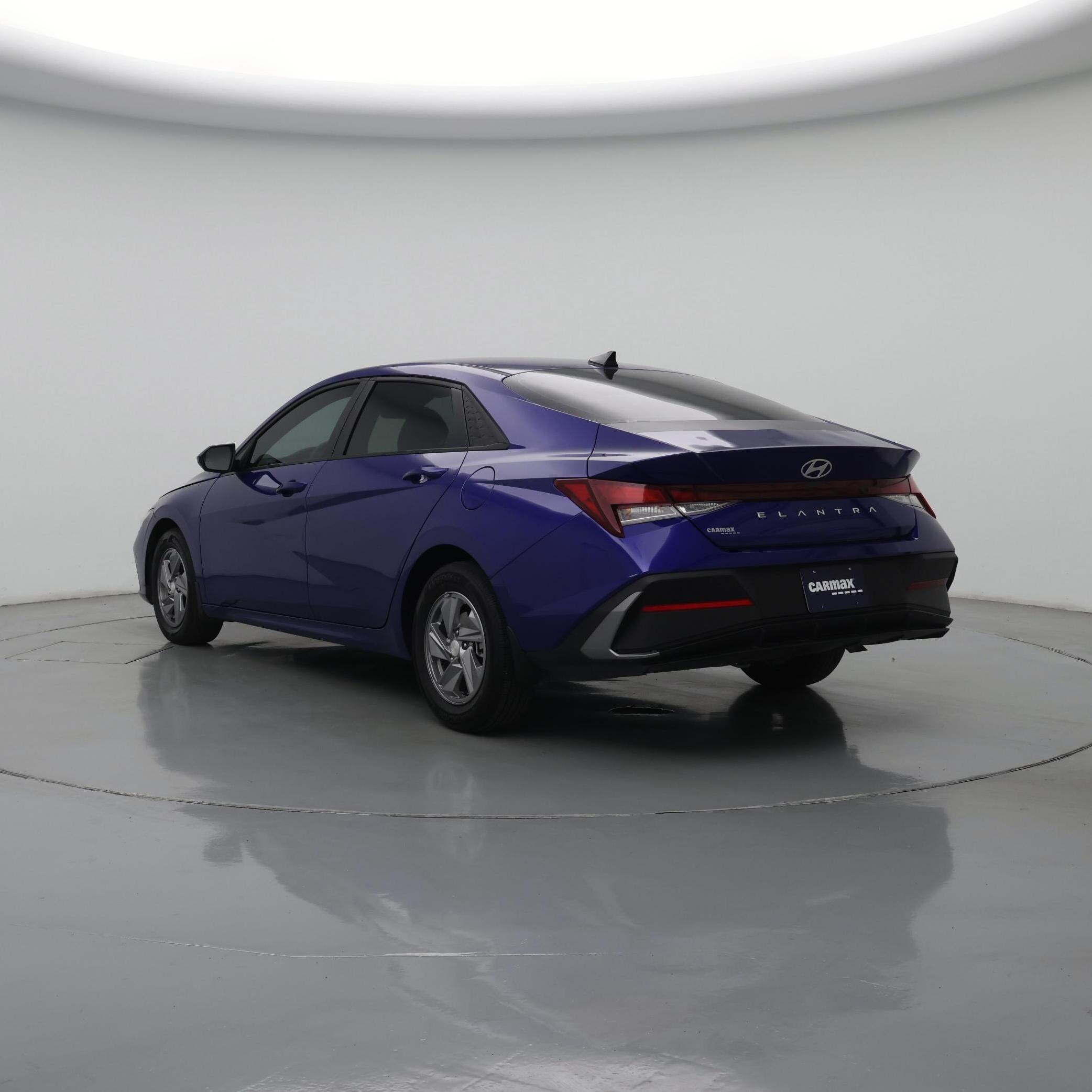 Thumbnail: 2025 Hyundai Elantra - 2