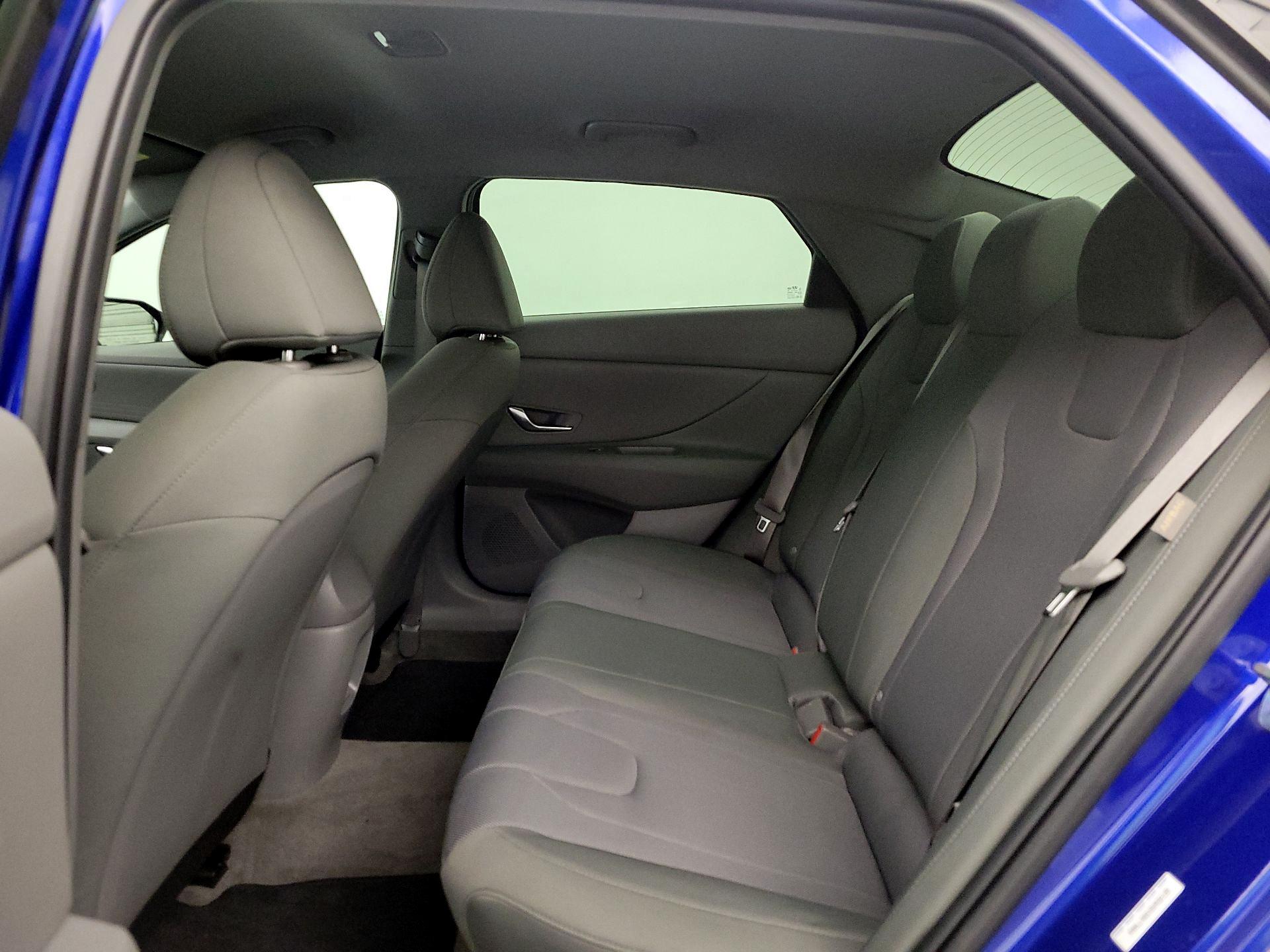 Thumbnail: 2025 Hyundai Elantra - 19