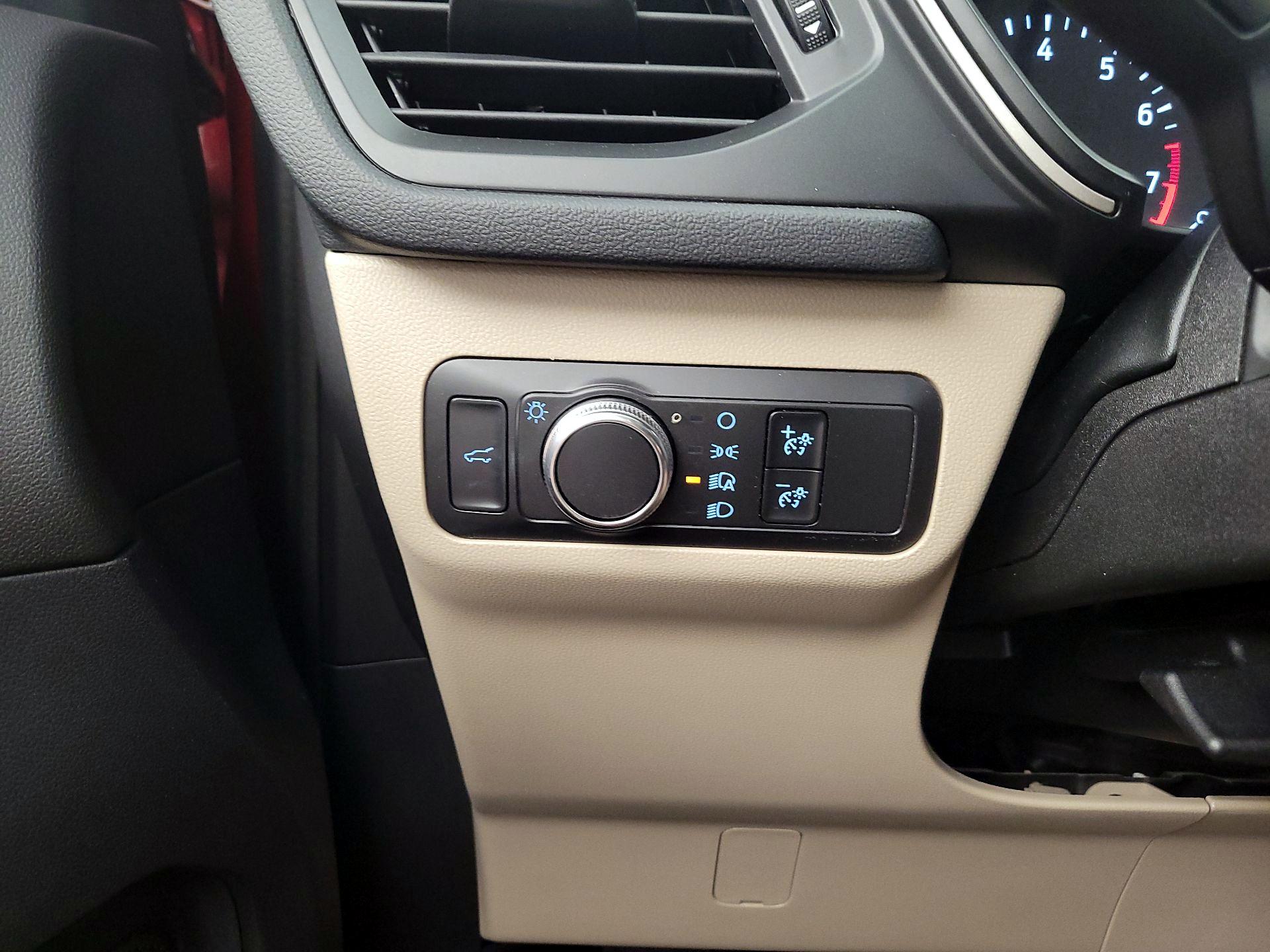 Thumbnail: 2021 Ford Escape - 13
