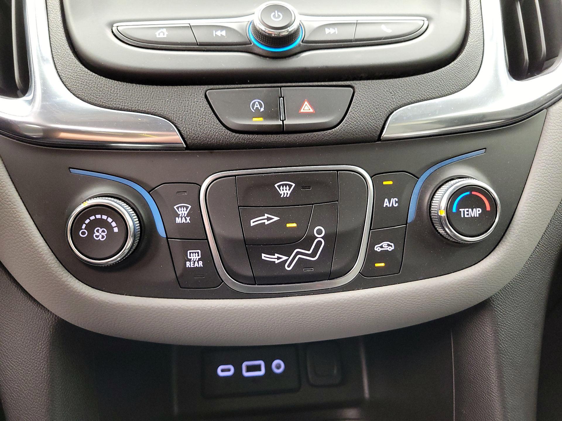 Thumbnail: 2024 Chevrolet Equinox - 16