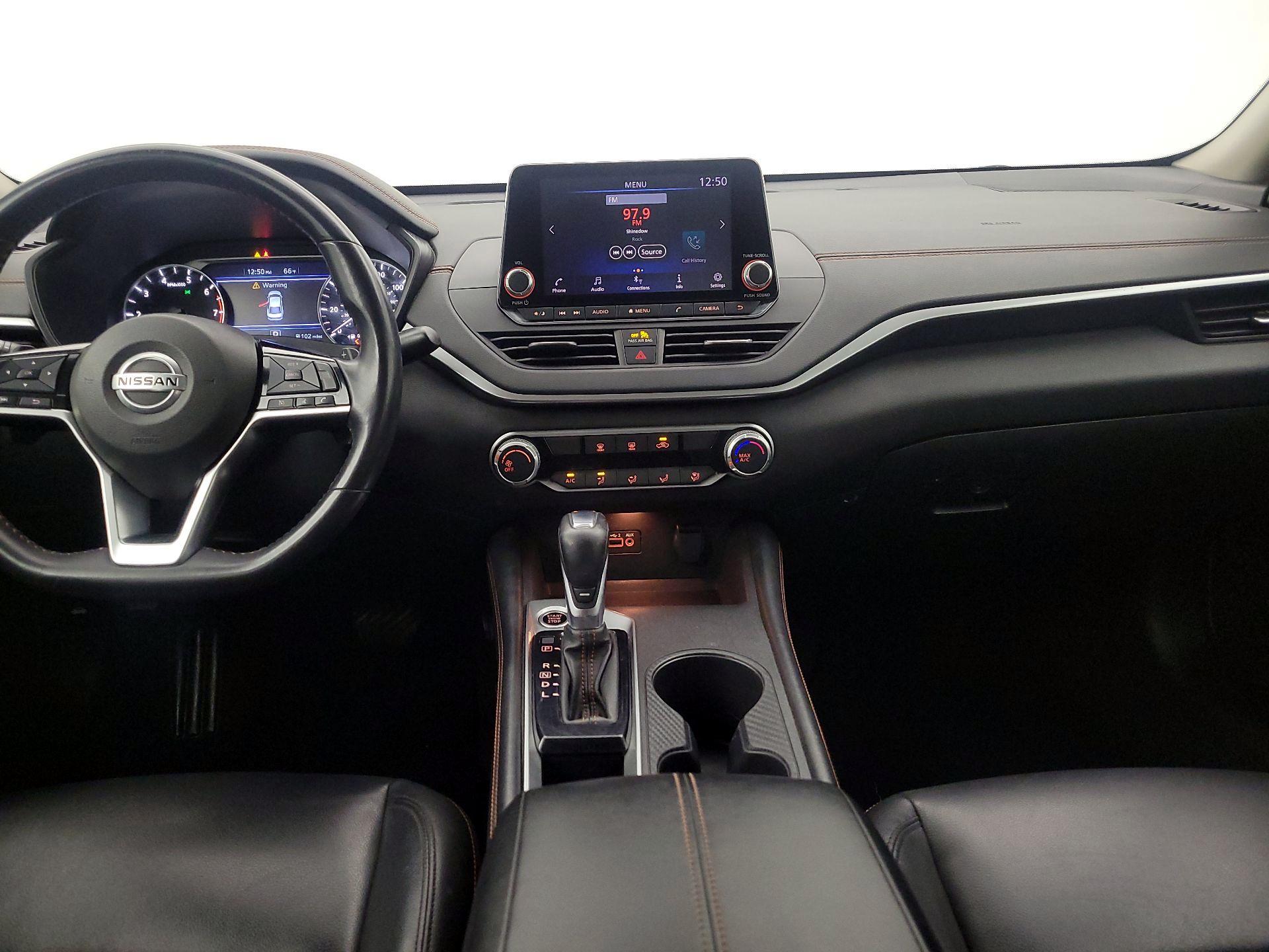 Thumbnail: 2020 Nissan Altima - 9