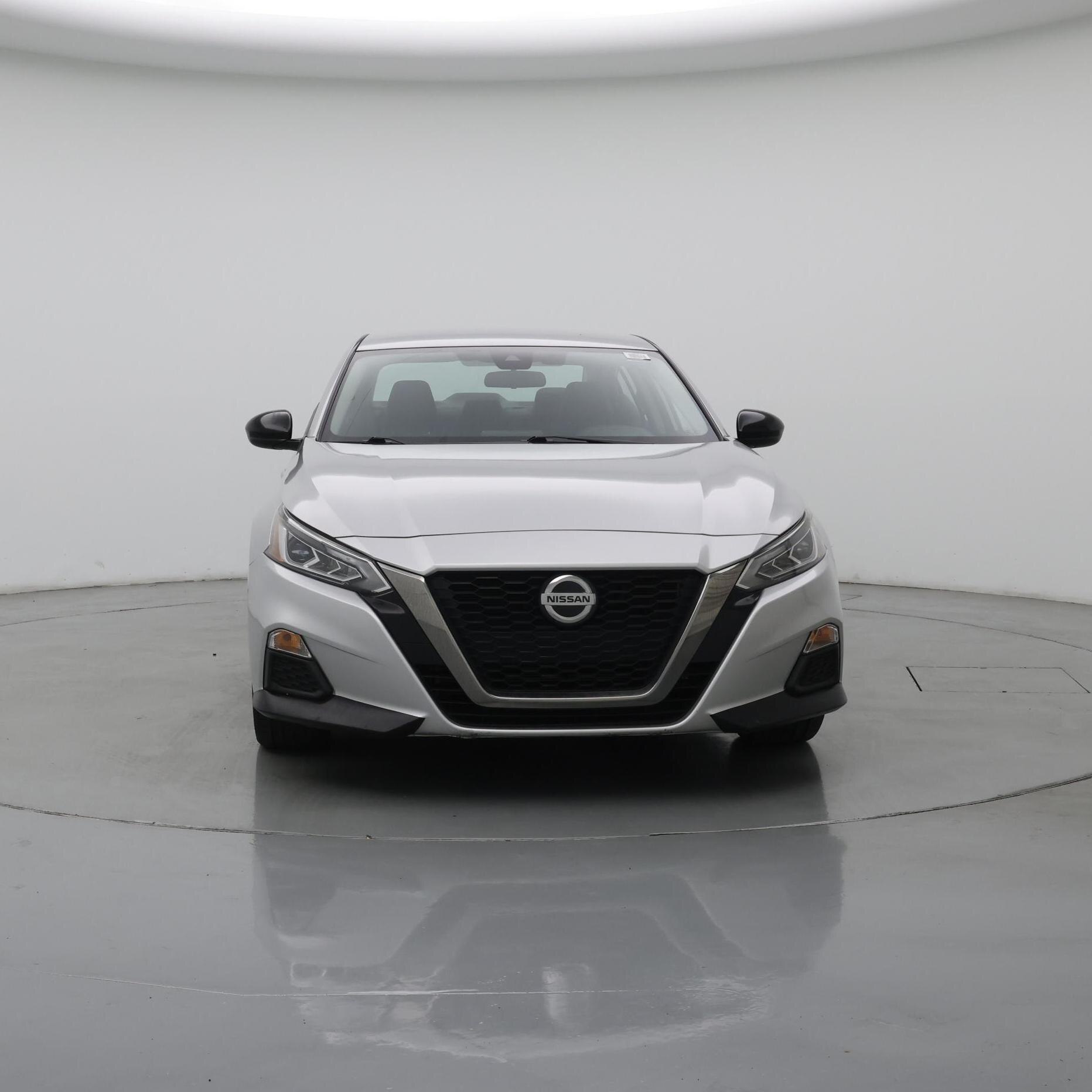 Thumbnail: 2020 Nissan Altima - 5