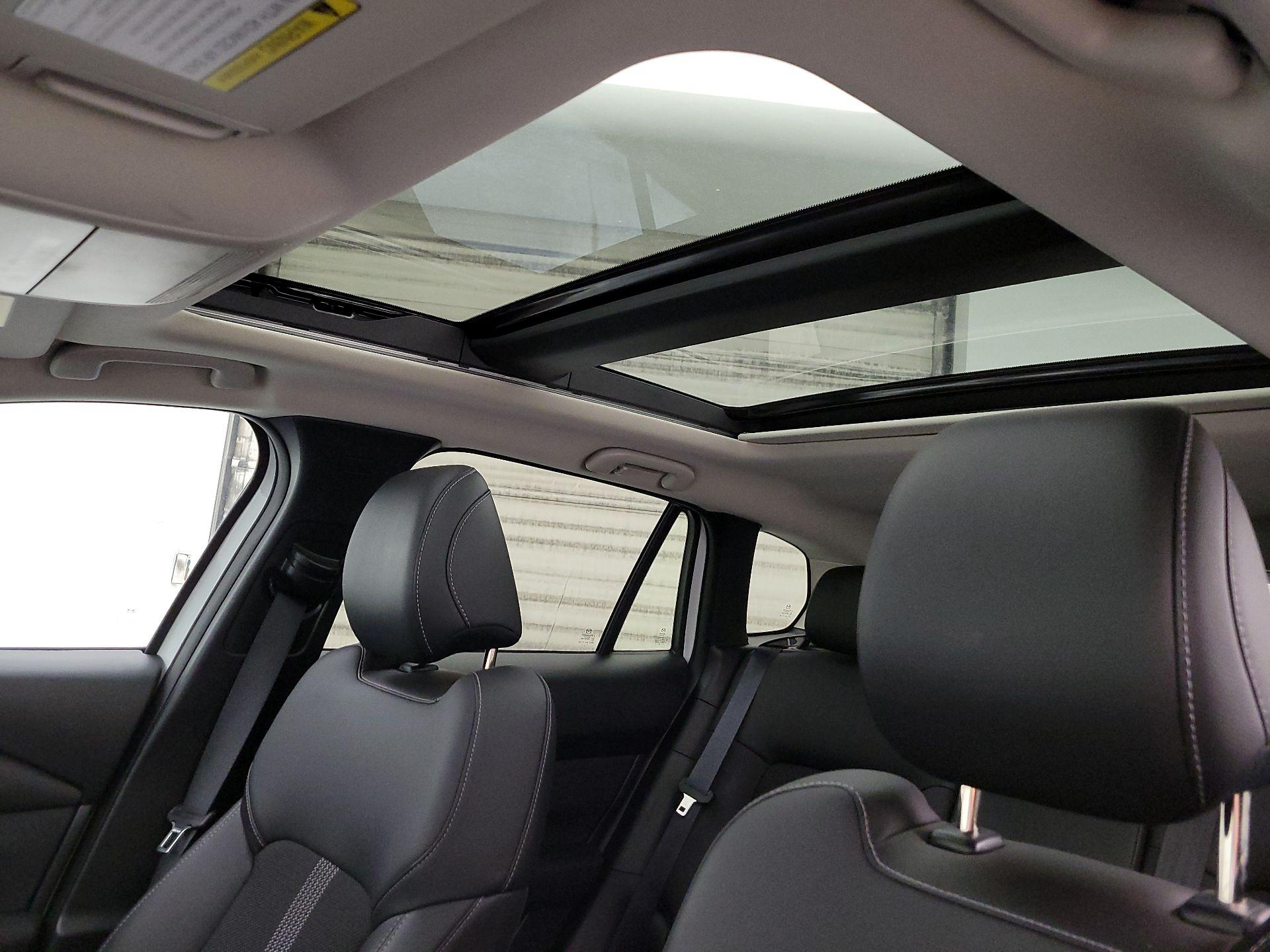 Thumbnail: 2025 Mazda CX-50 - 20