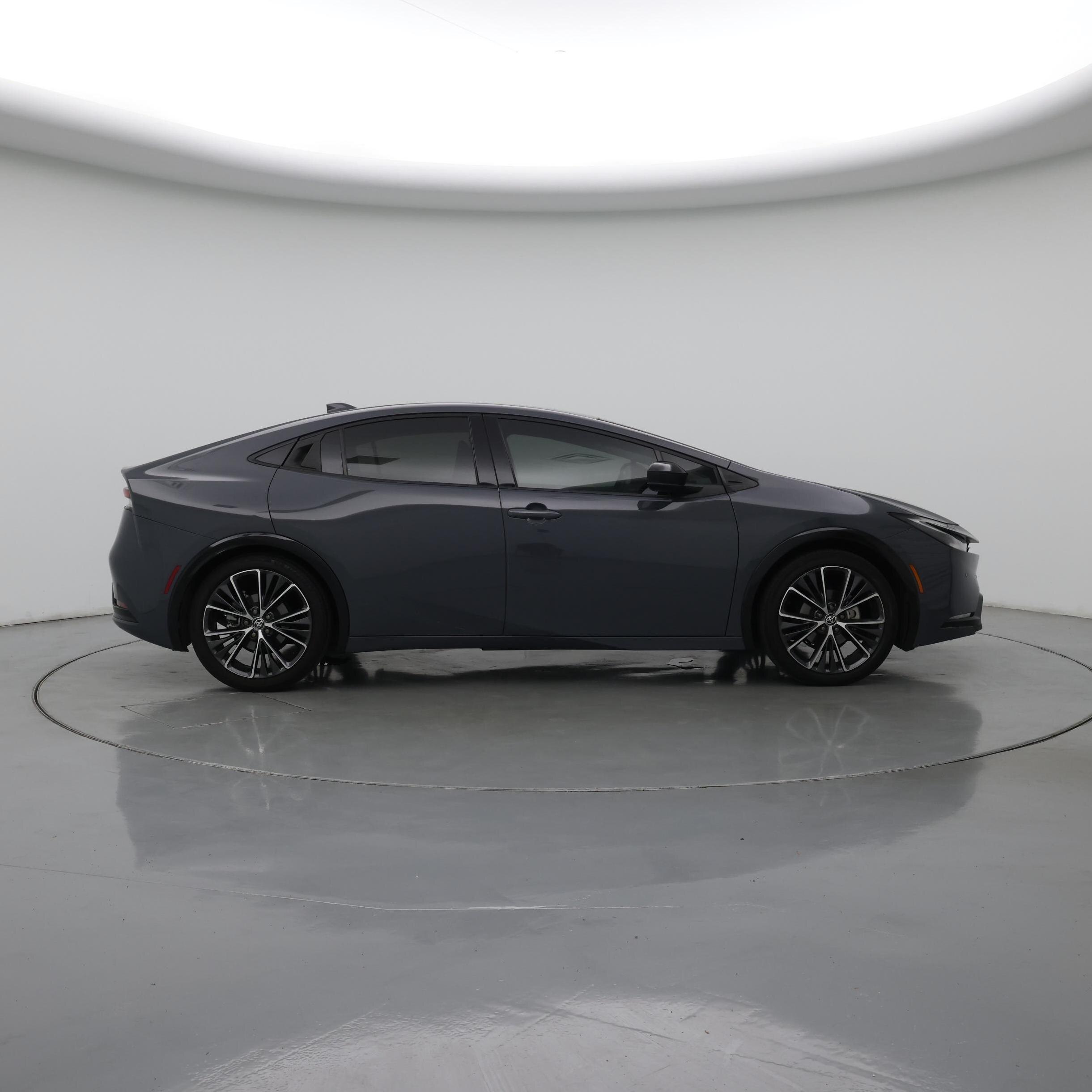 Thumbnail: 2023 Toyota Prius - 7