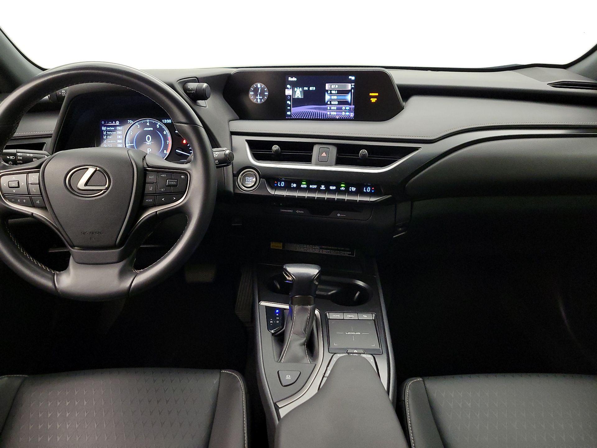 Thumbnail: 2021 Lexus UX - 9