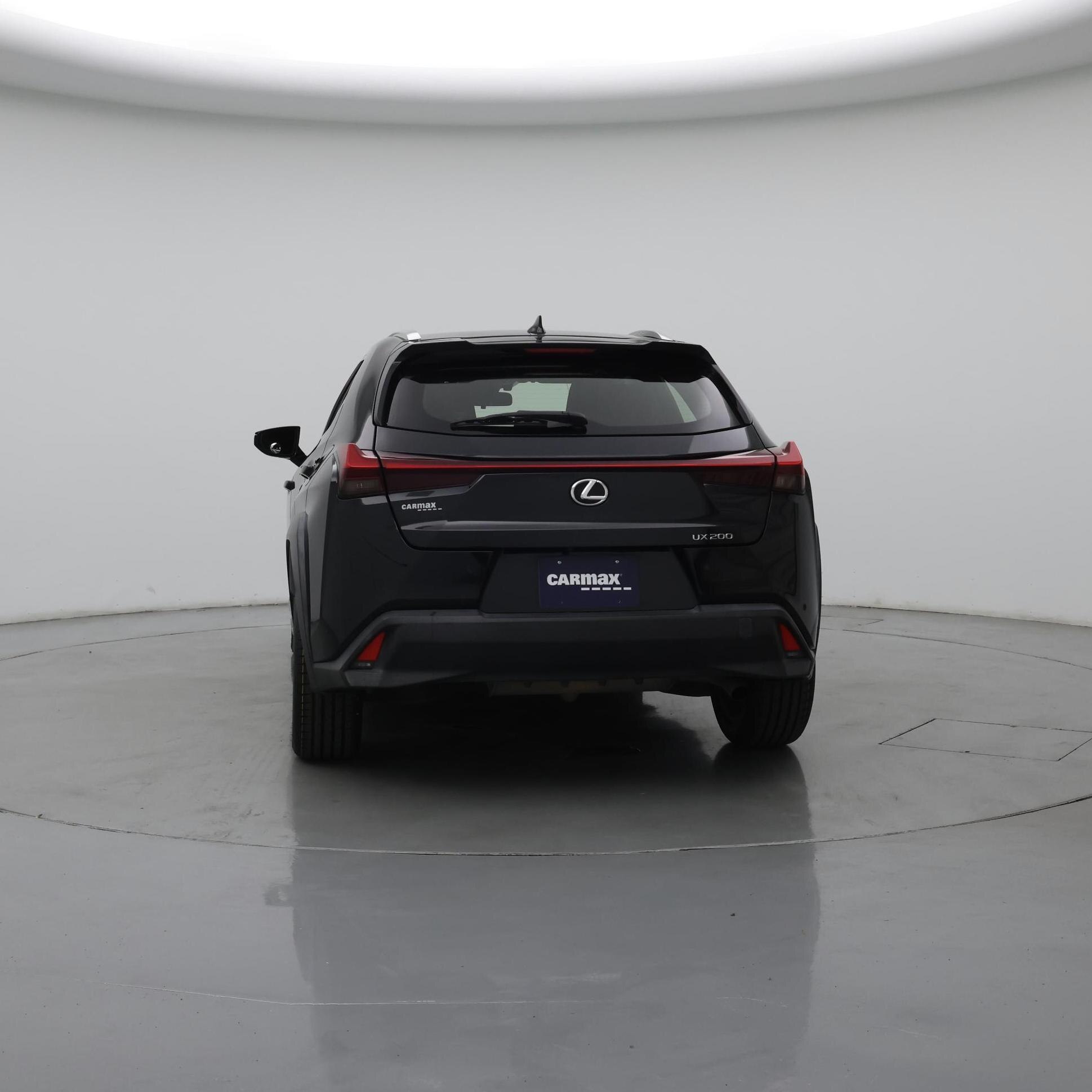 Thumbnail: 2021 Lexus UX - 6