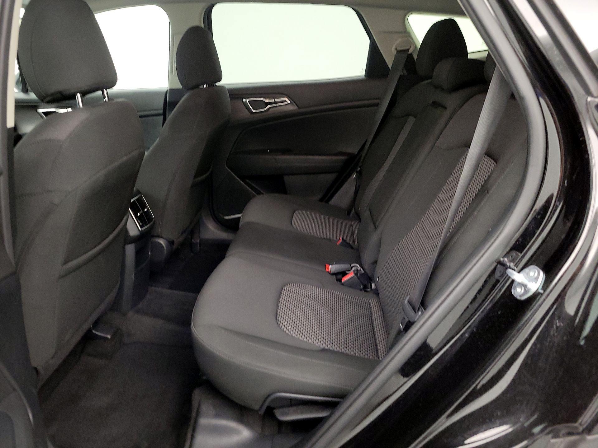 Thumbnail: 2025 Kia Sportage - 19