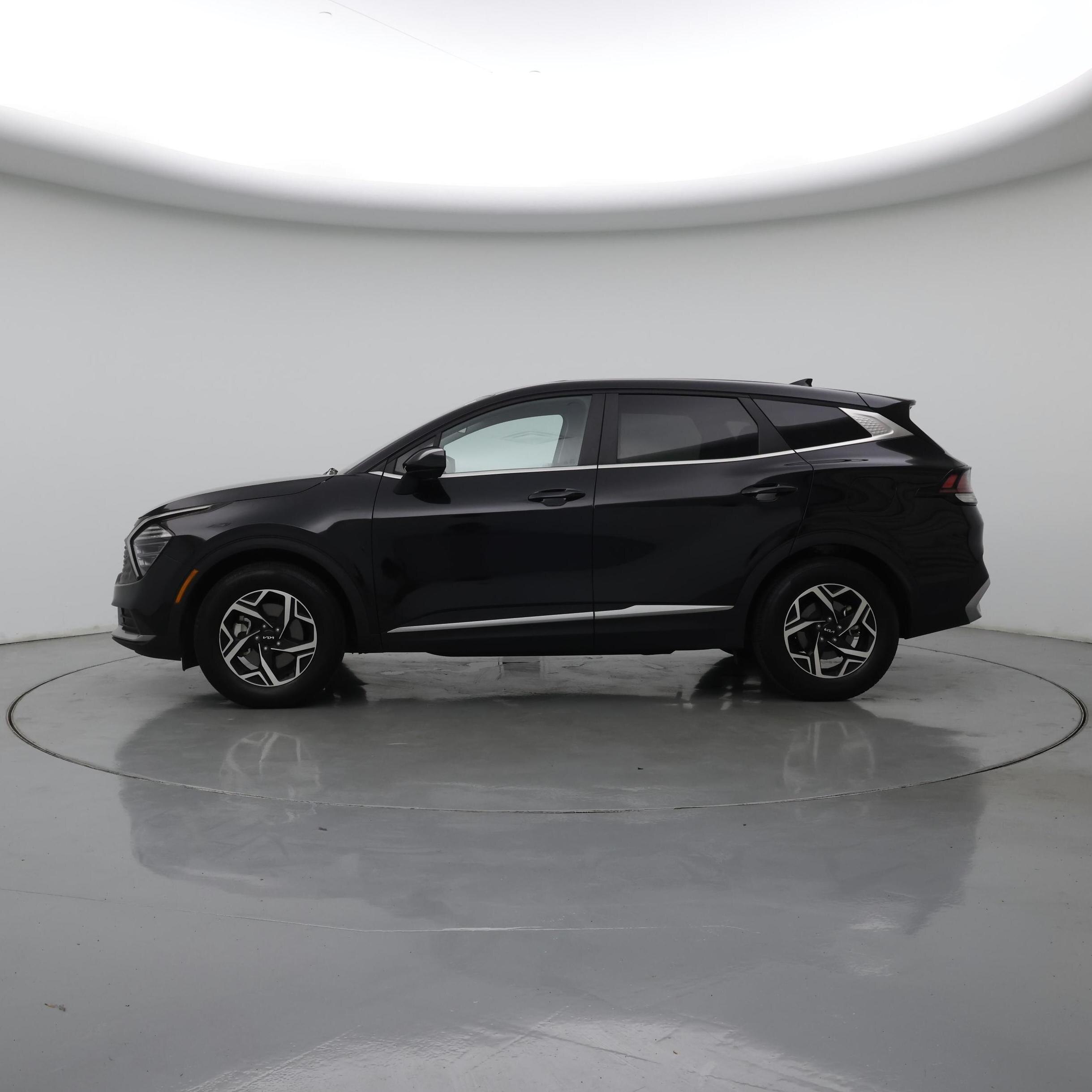 Thumbnail: 2025 Kia Sportage - 3