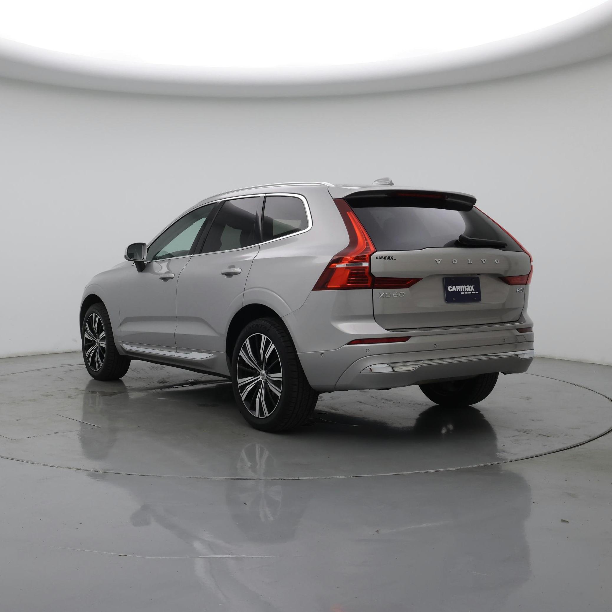 Thumbnail: 2023 Volvo XC60 - 2